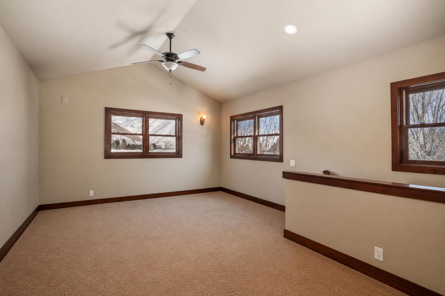 113 Equus Loop Property Photo 49