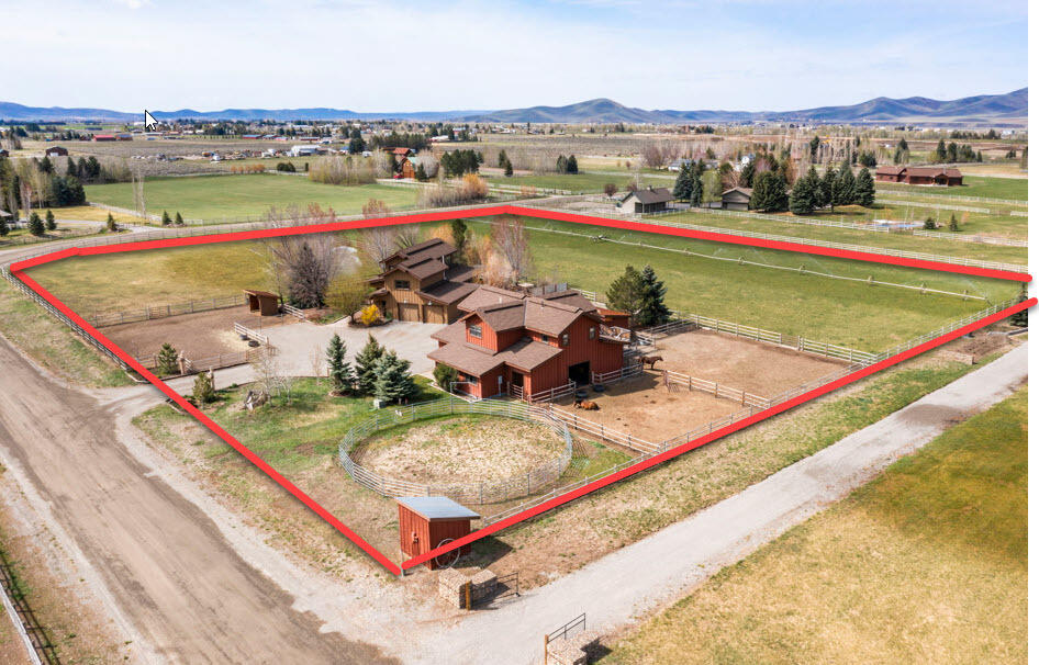 113 Equus Loop Property Photo 90