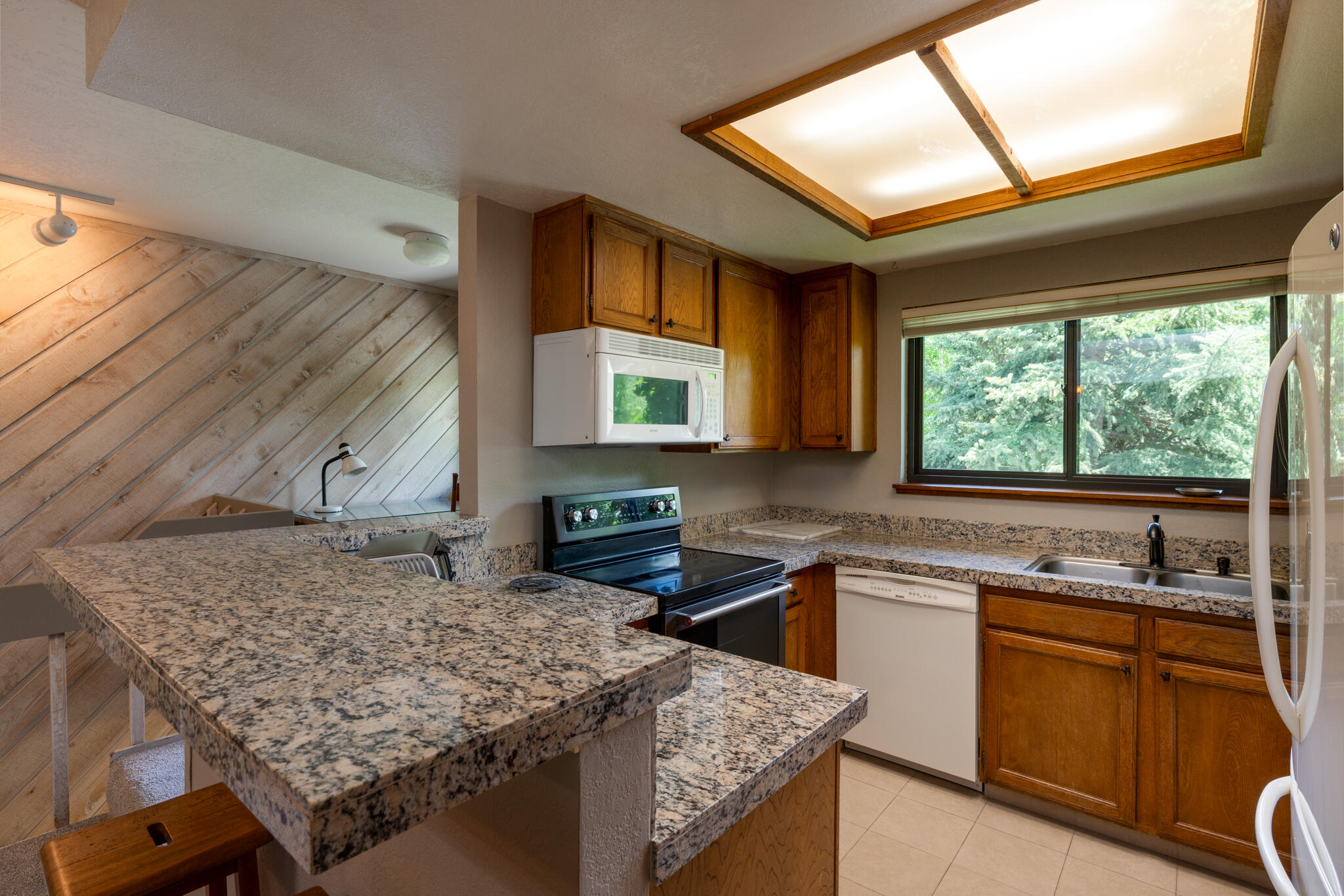 2698 Ridge Lane 2698 Property Photo 4