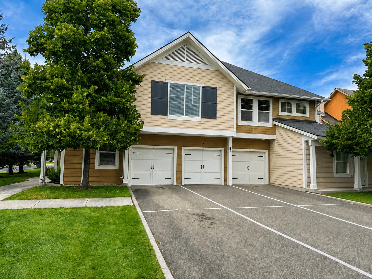 811 White Cloud Lane E E Property Photo 1