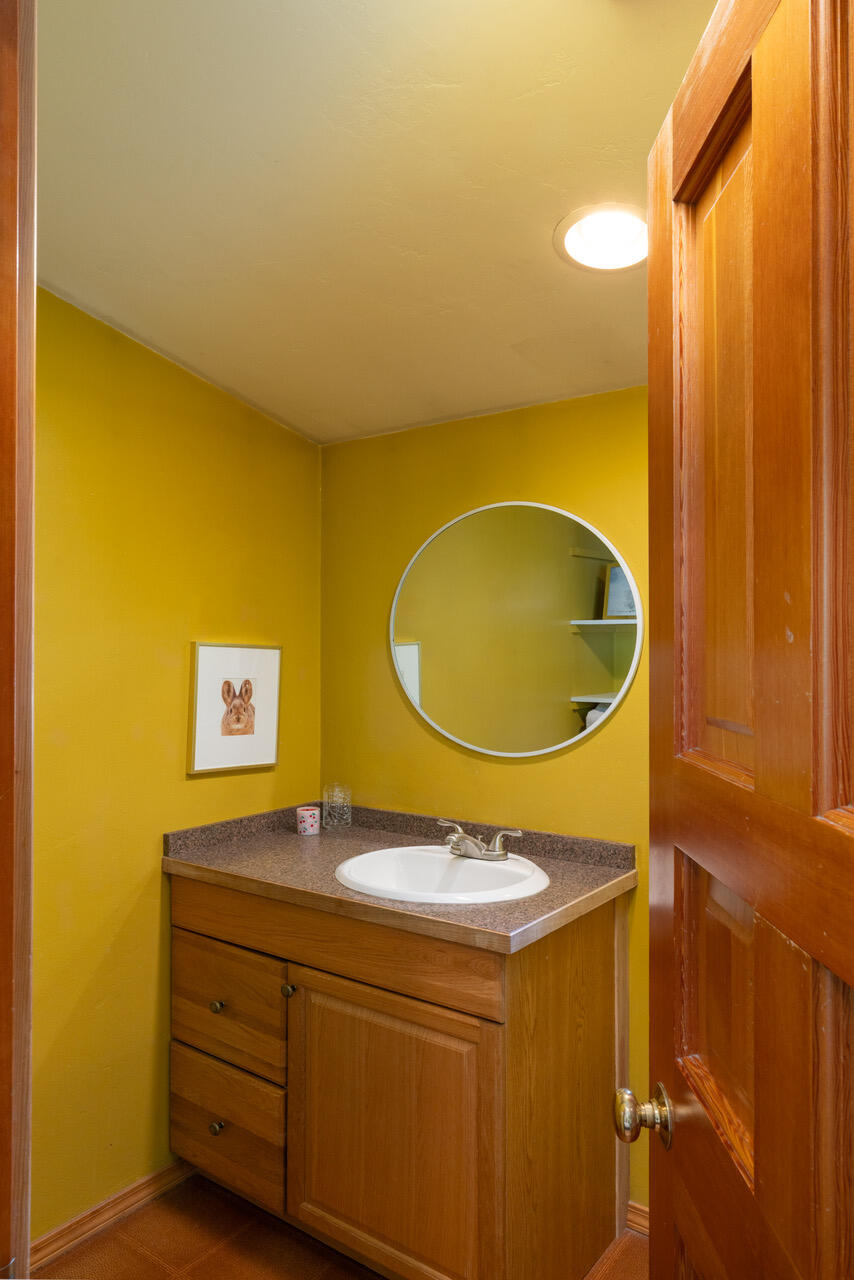 166 Bordeaux St Property Photo 14