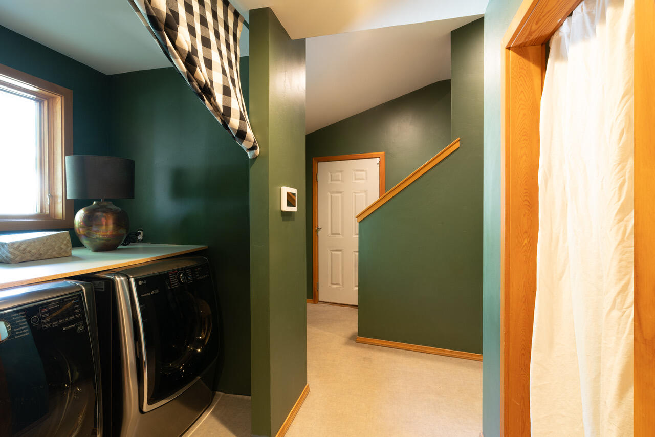 166 Bordeaux St Property Photo 24