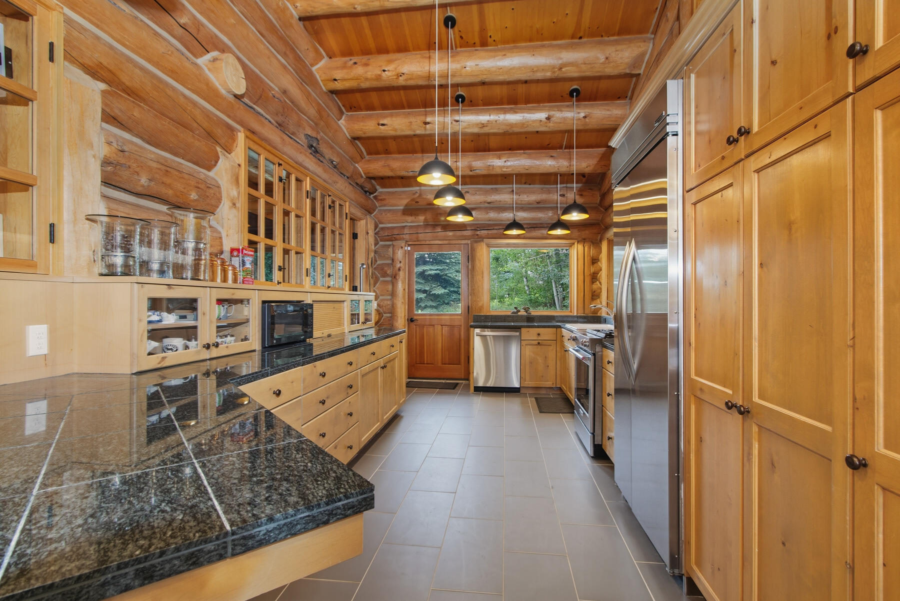 246 Timberline Rd Property Photo 2
