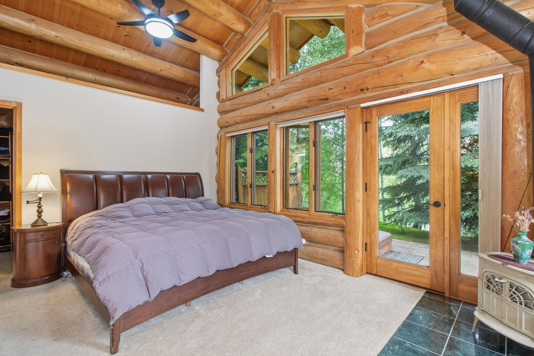 246 Timberline Rd Property Photo 8