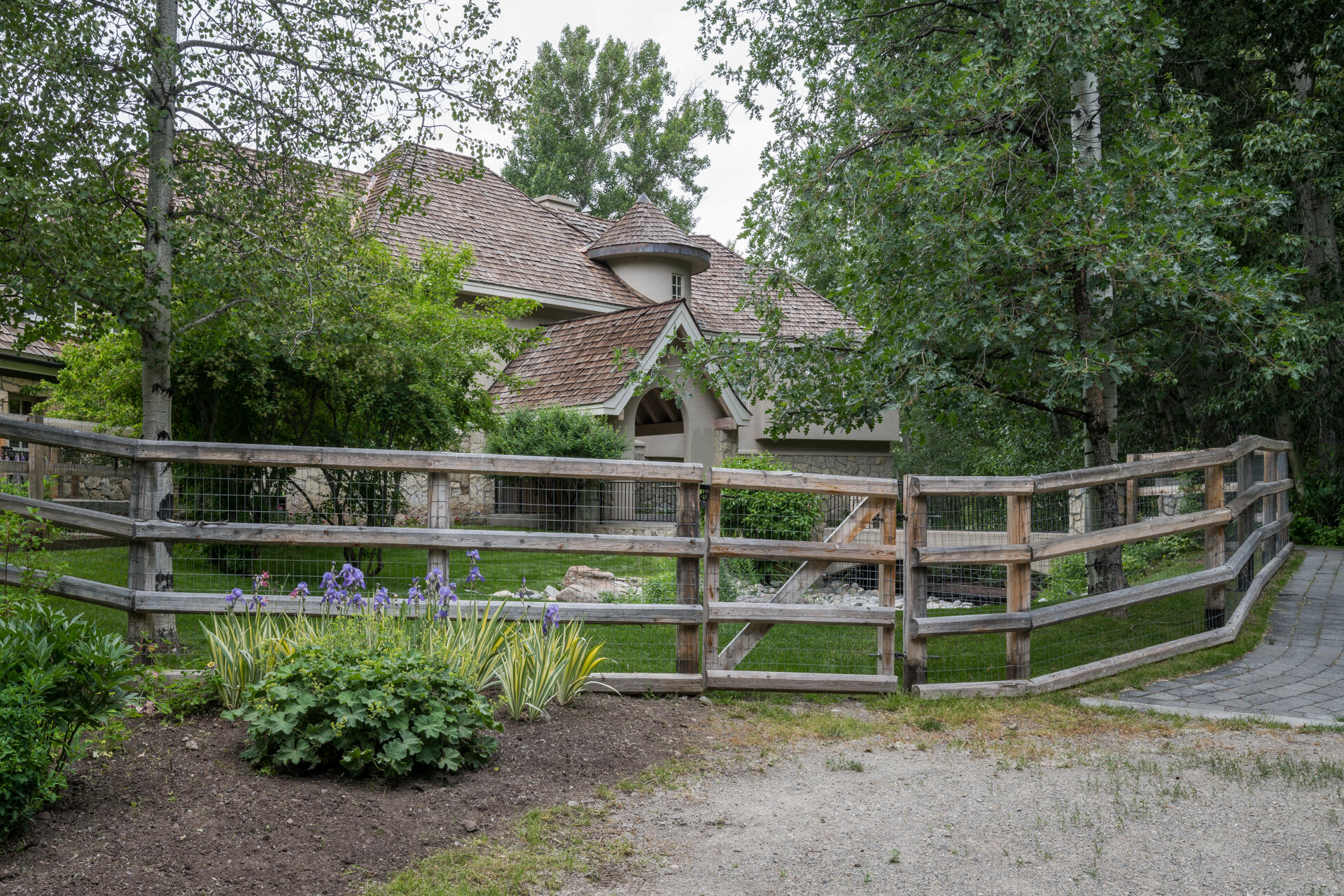 114 Deer Creek Lane Property Photo 47