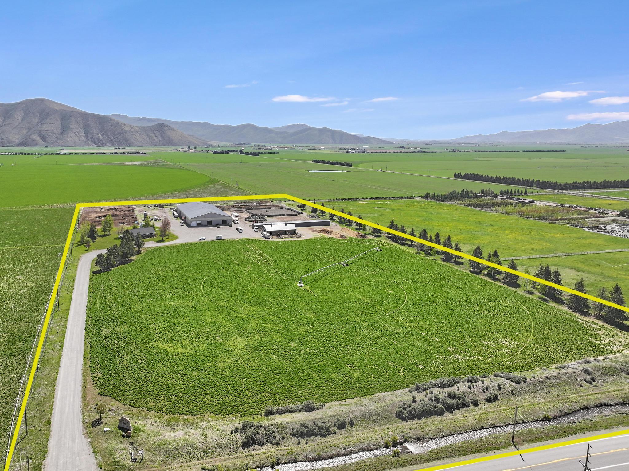 10727 State Highway 75 Property Photo 25