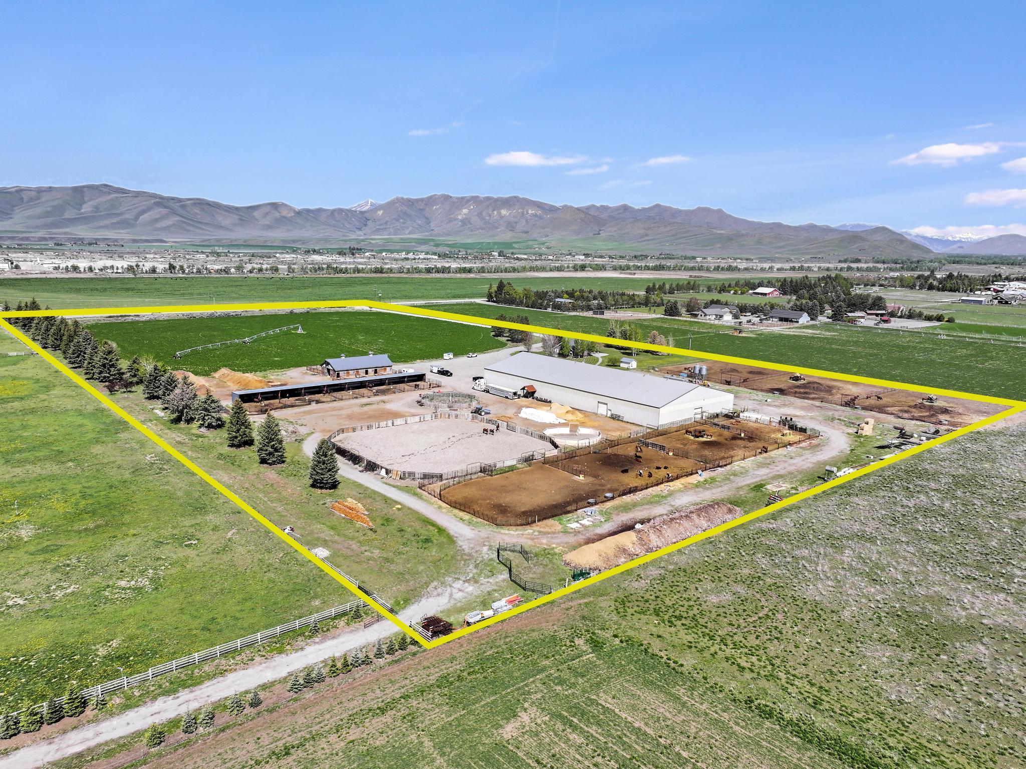 10727 State Highway 75 Property Photo 27
