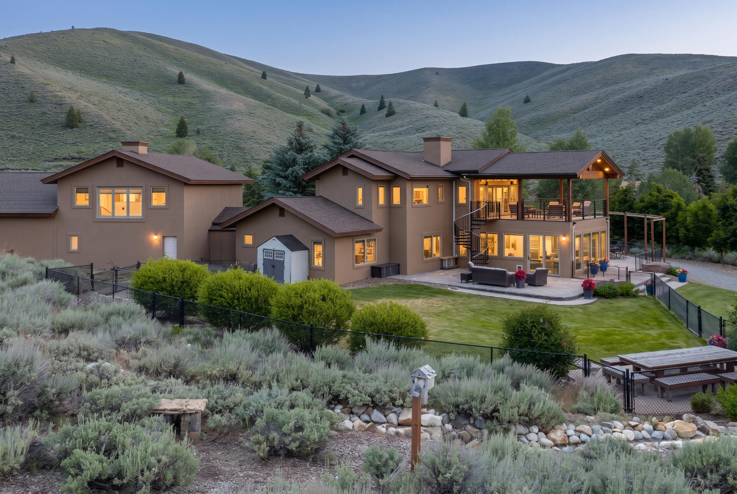217 E Gulch Rd Property Photo 1