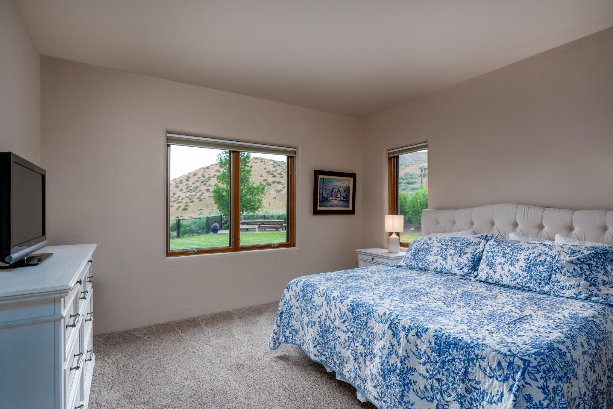 217 E Gulch Rd Property Photo 17