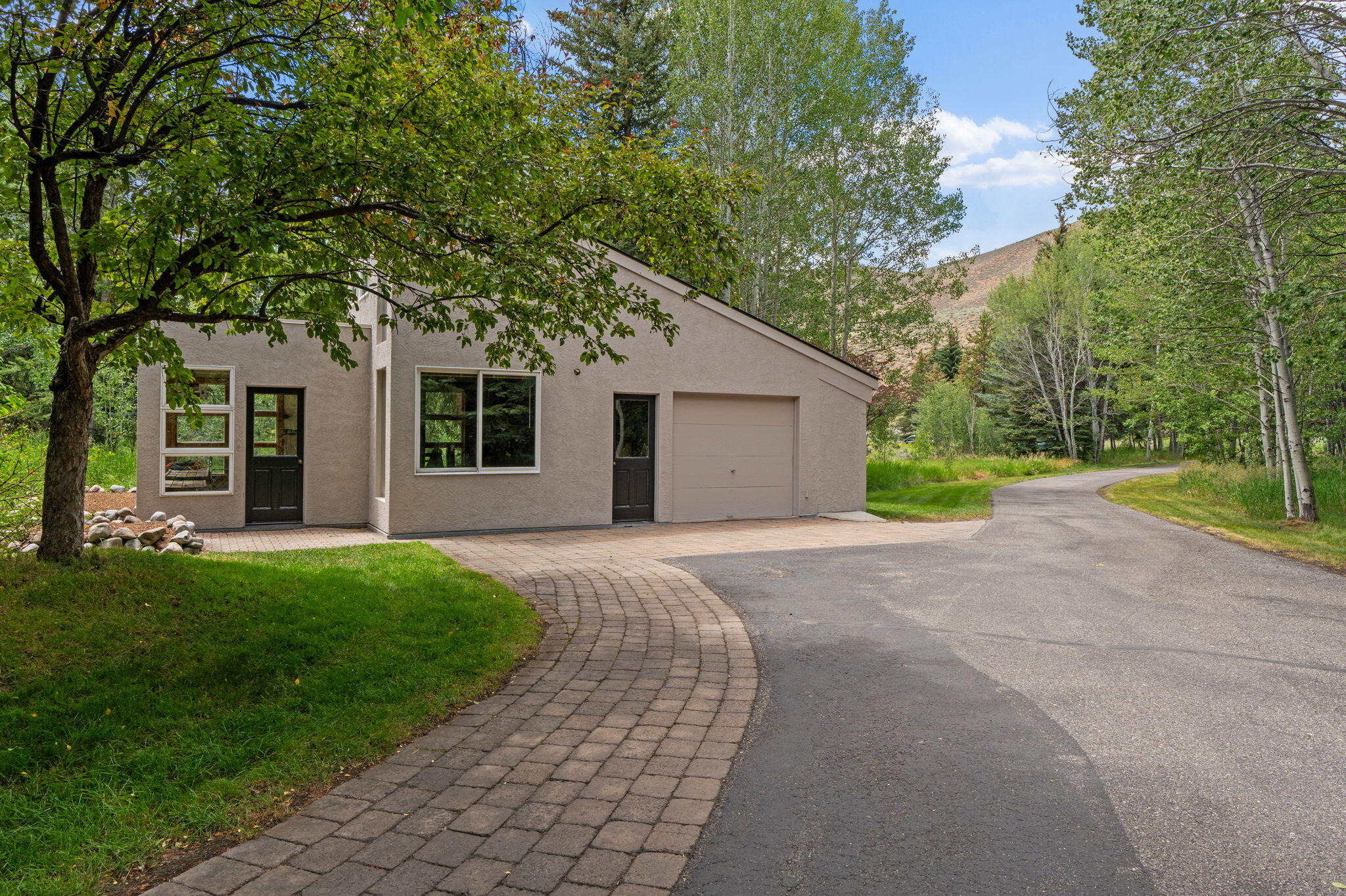 217 Canyon Rd Property Photo 46