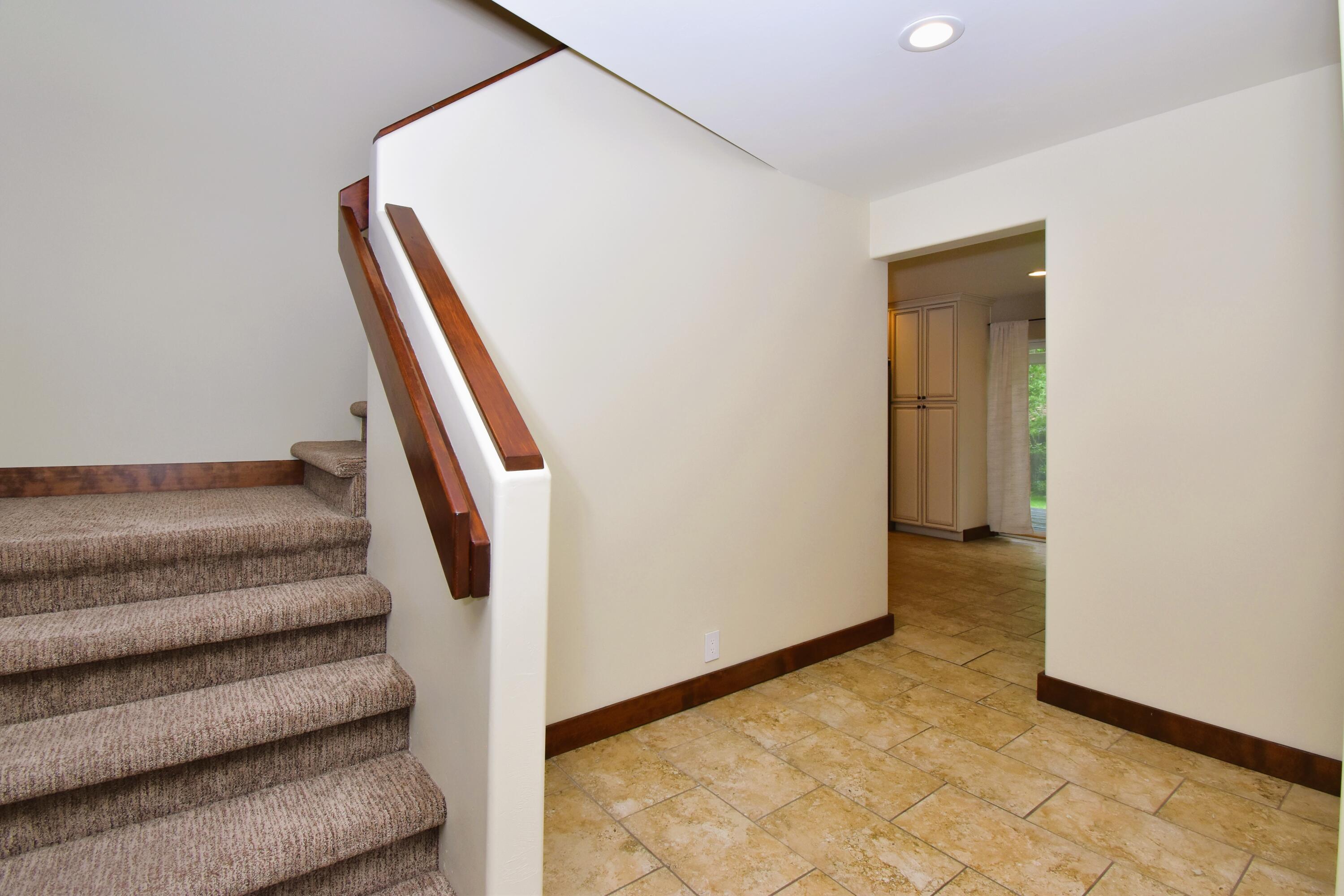 420 Whitetail Dr Property Photo 4
