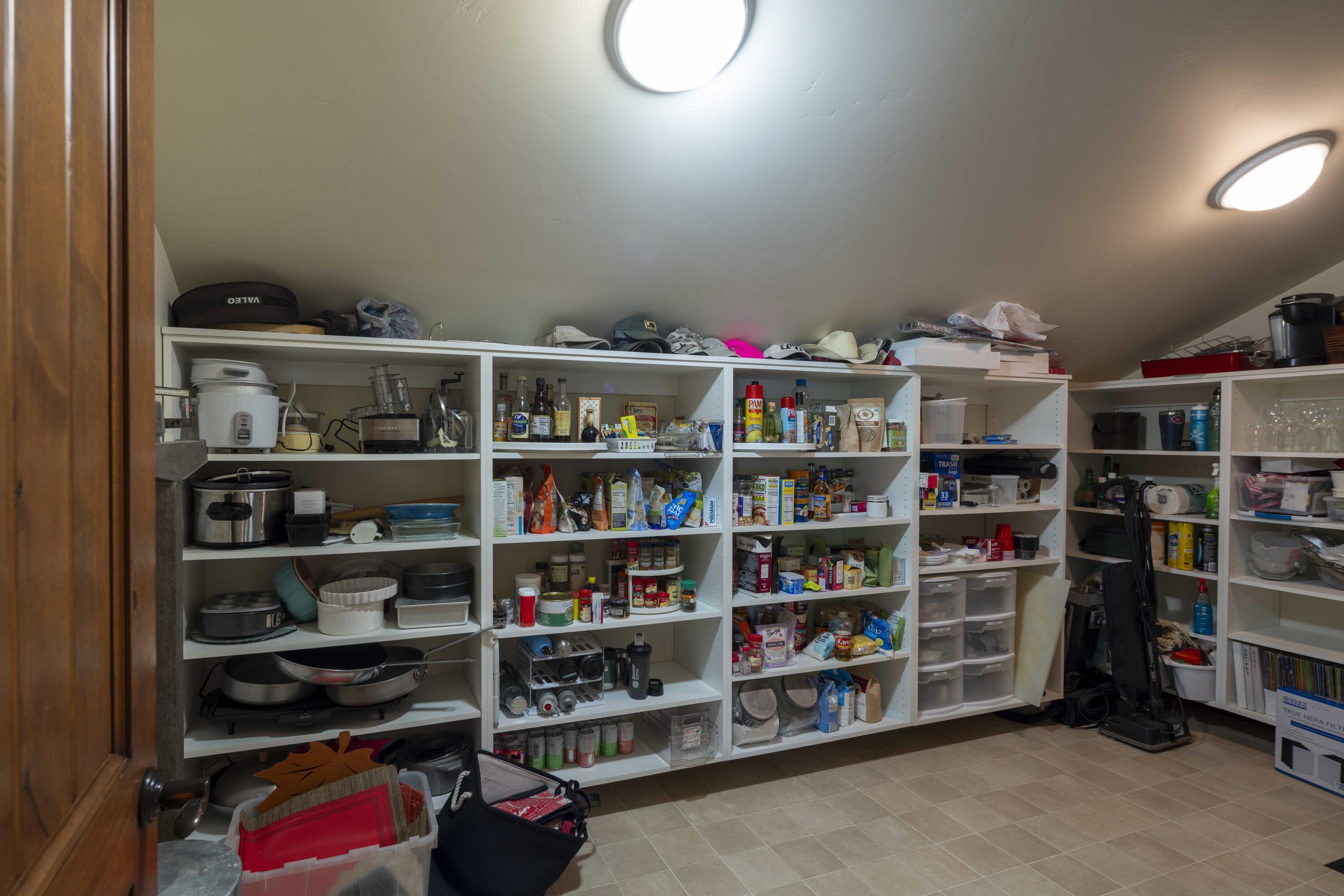 321/331 Broadford Rd Property Photo 12