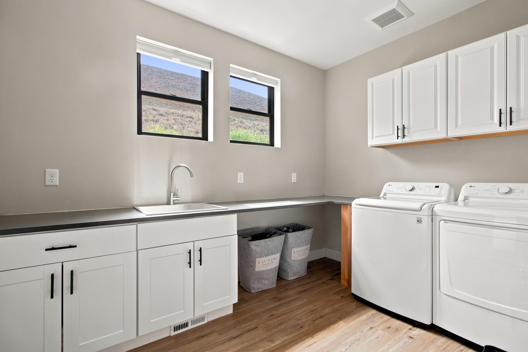147 Cowcatcher Loop Property Photo 13