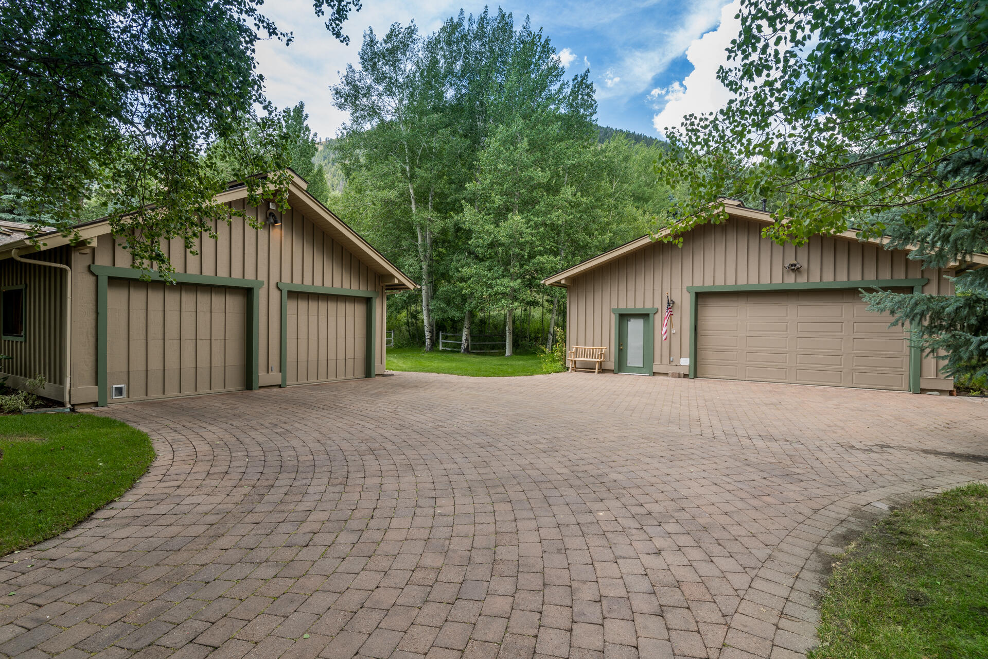 121 Aspen Hollow Rd Property Photo 17