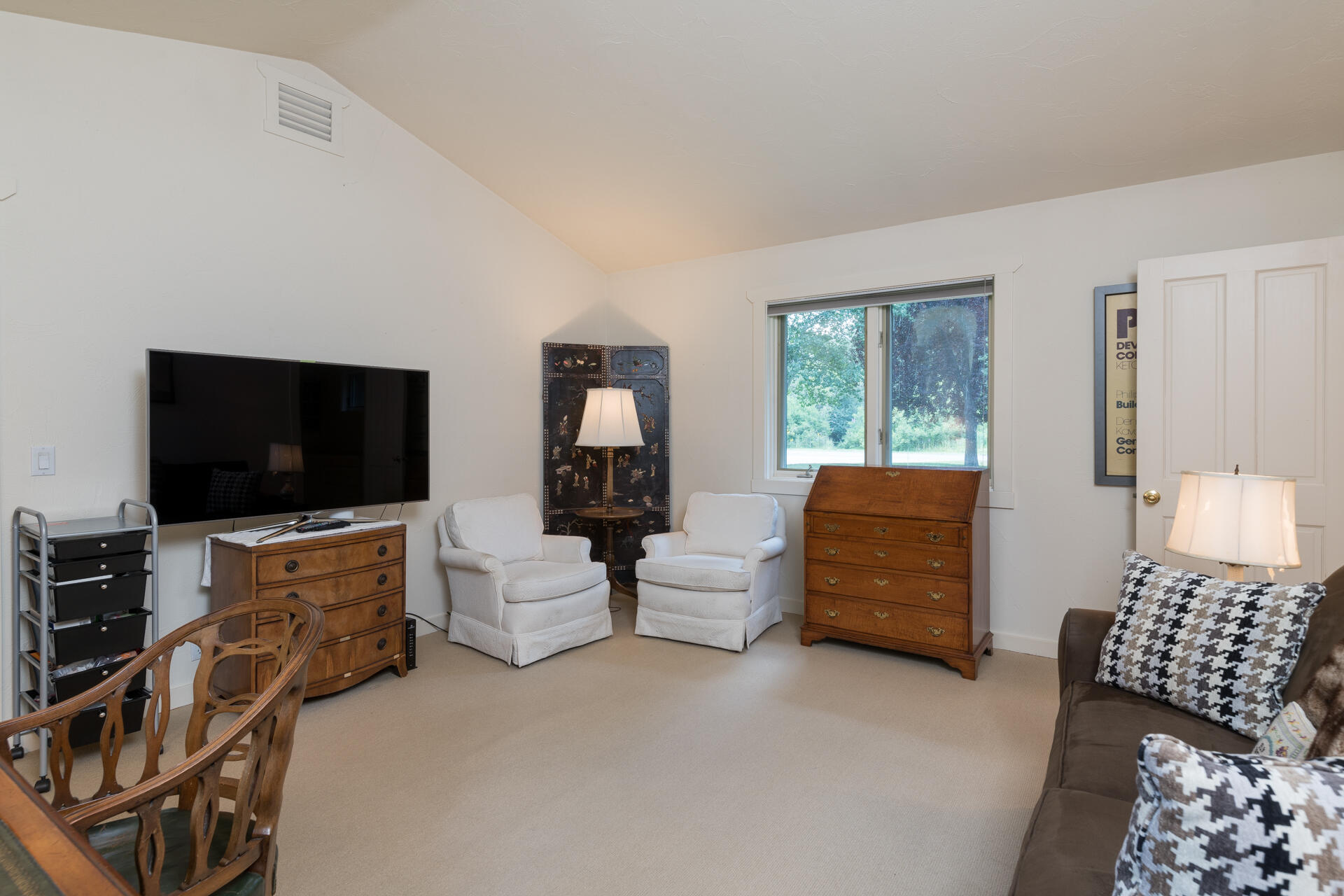 121 Aspen Hollow Rd Property Photo 21