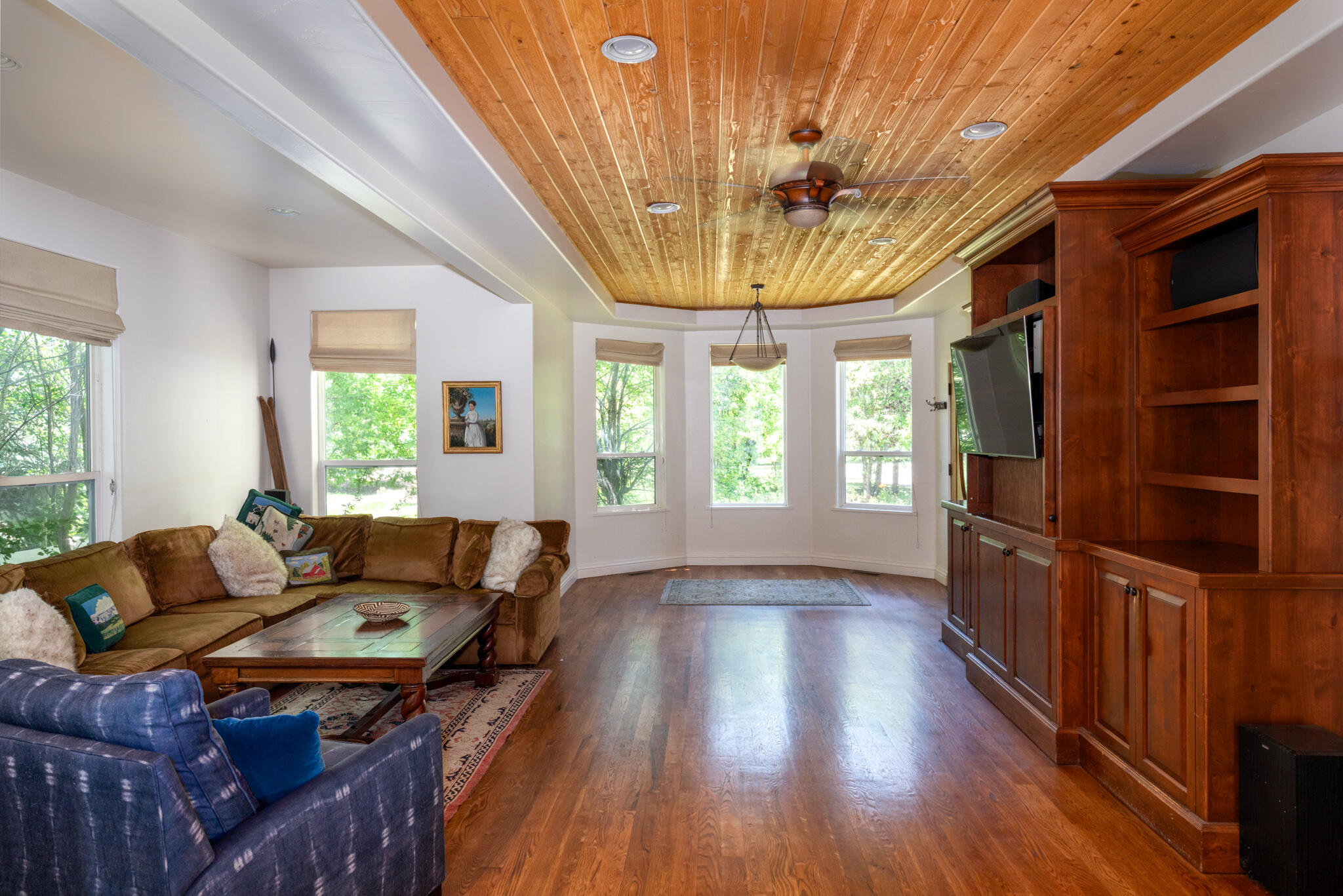 1740 Heroic Rd Property Photo 8