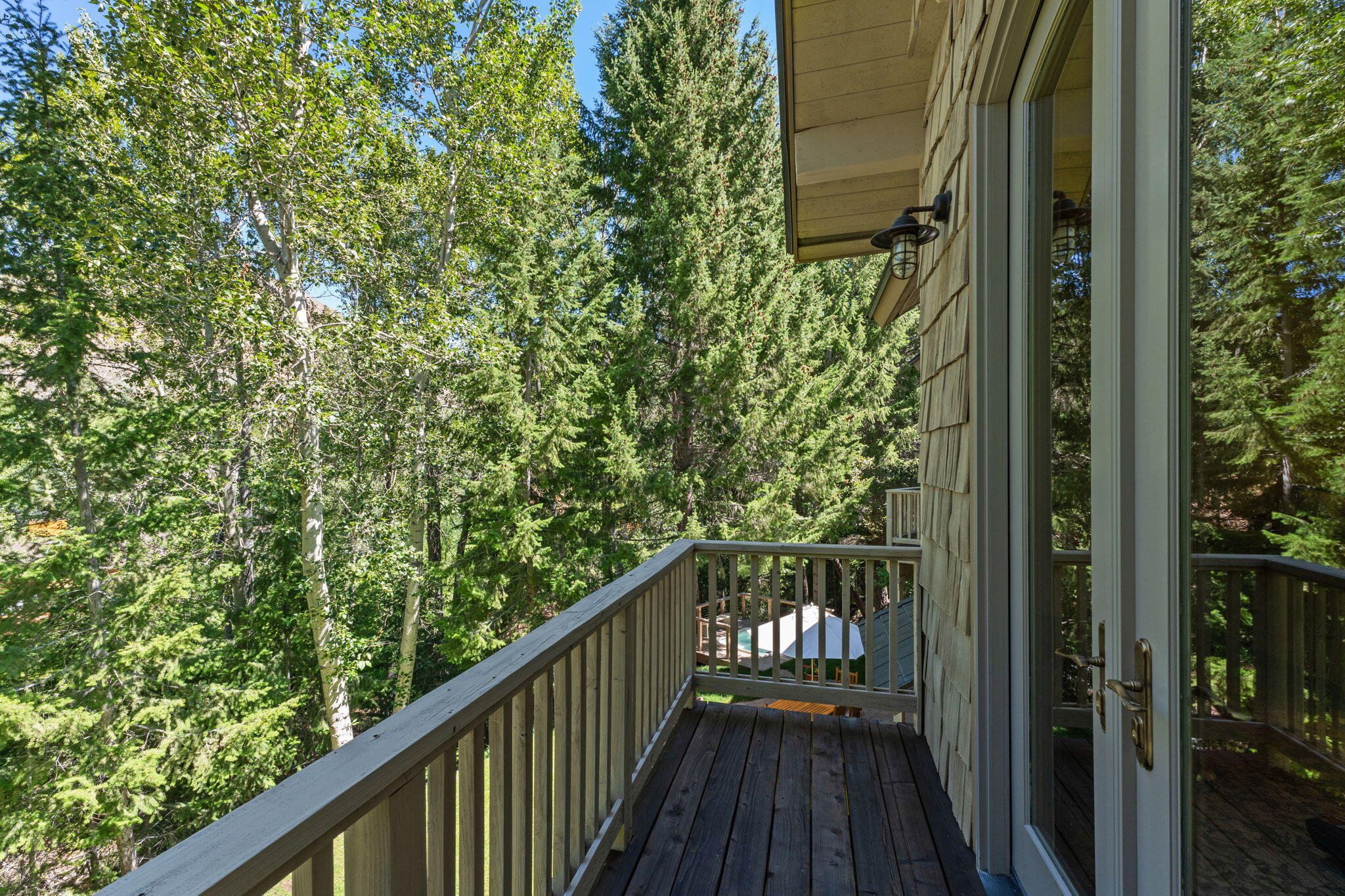210 Timberline Rd Property Photo 28