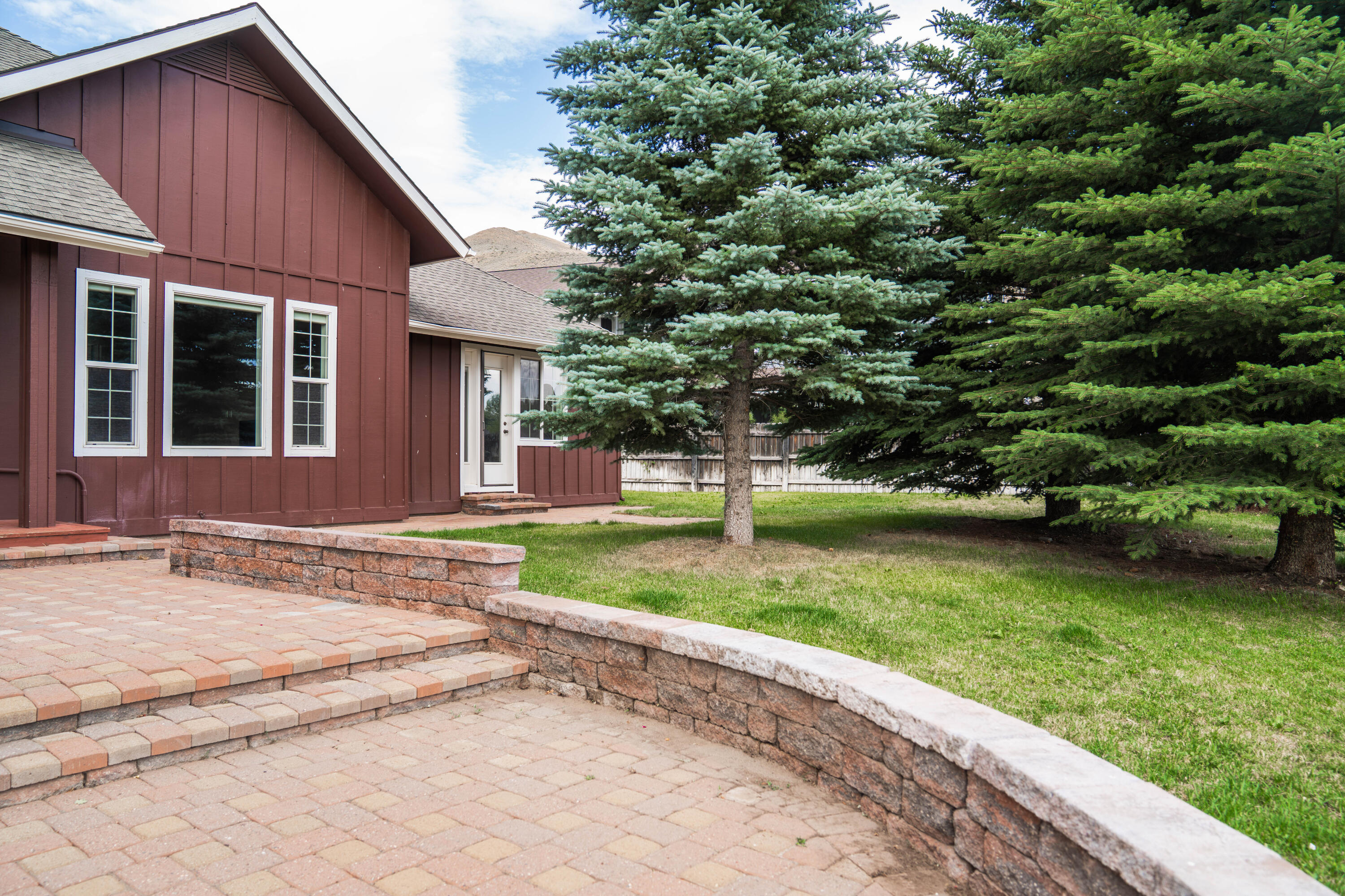 381 Parkside Dr Property Photo 25