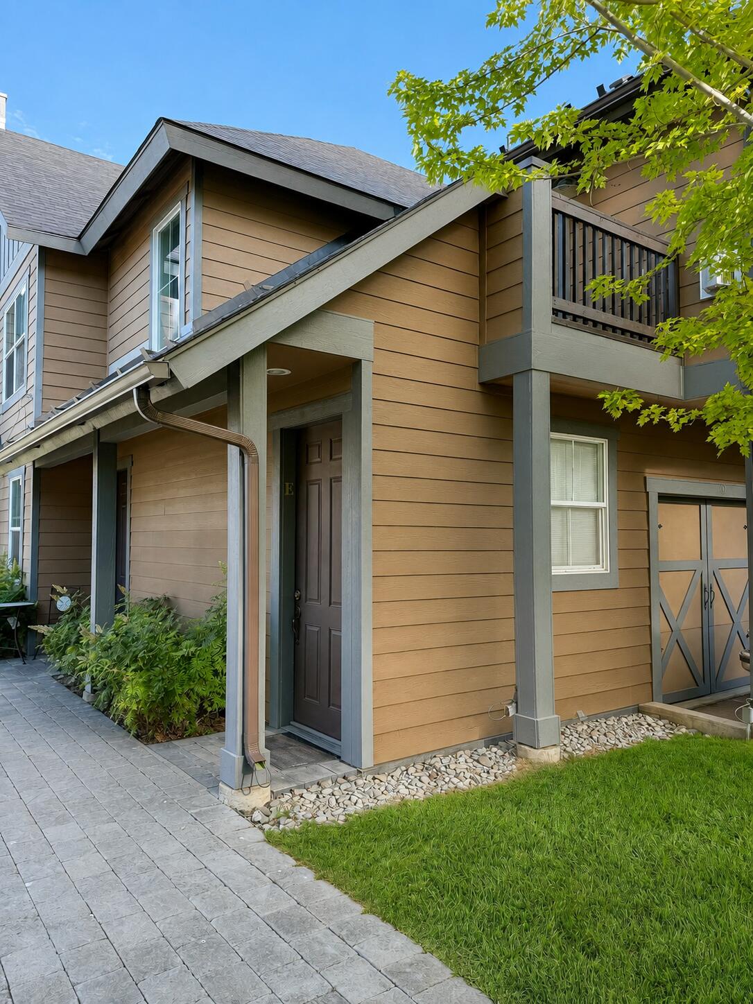 1911 Copper Ranch Lane E Property Photo 2