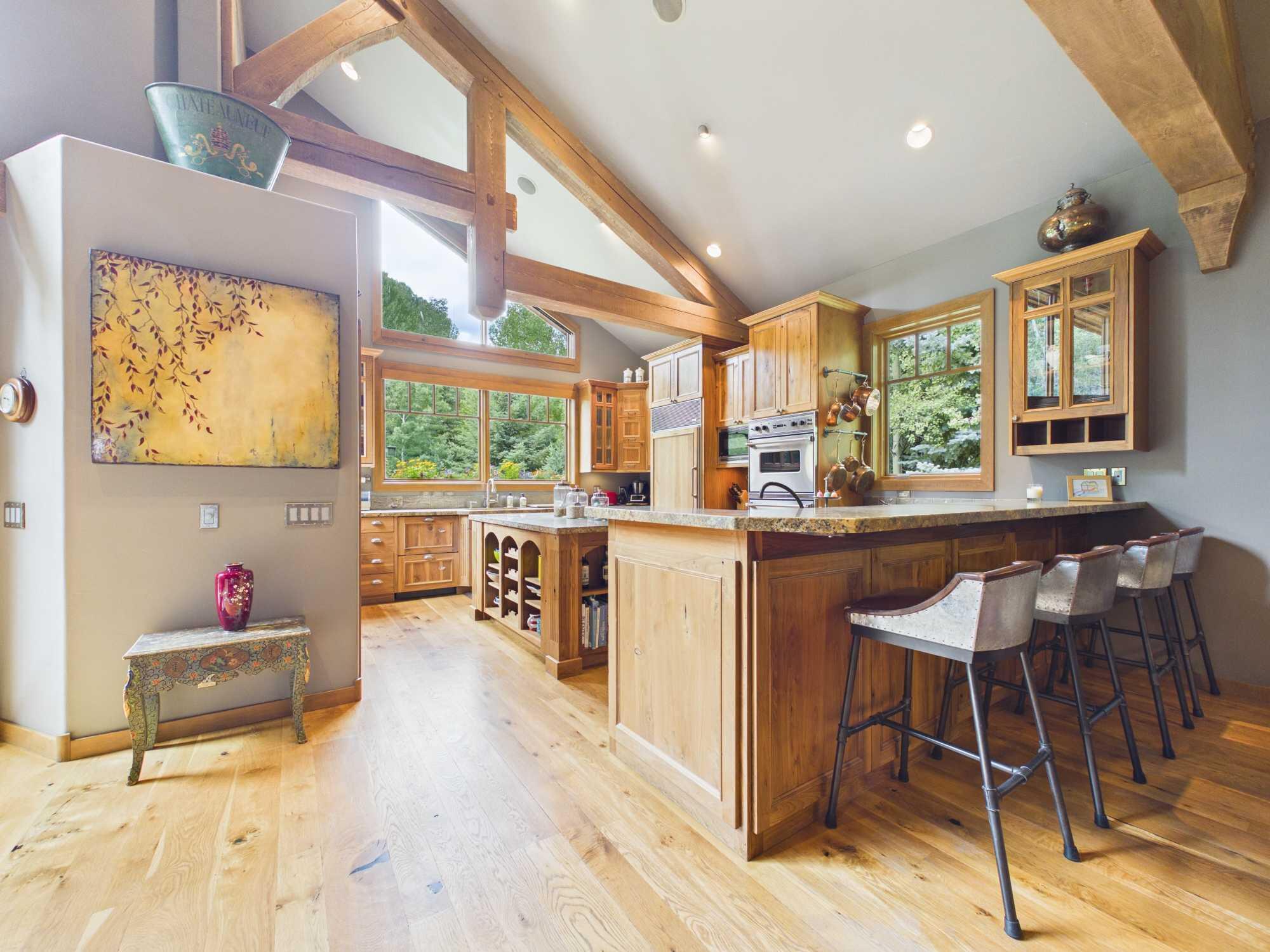225 Eagle Creek Loop Property Photo 8