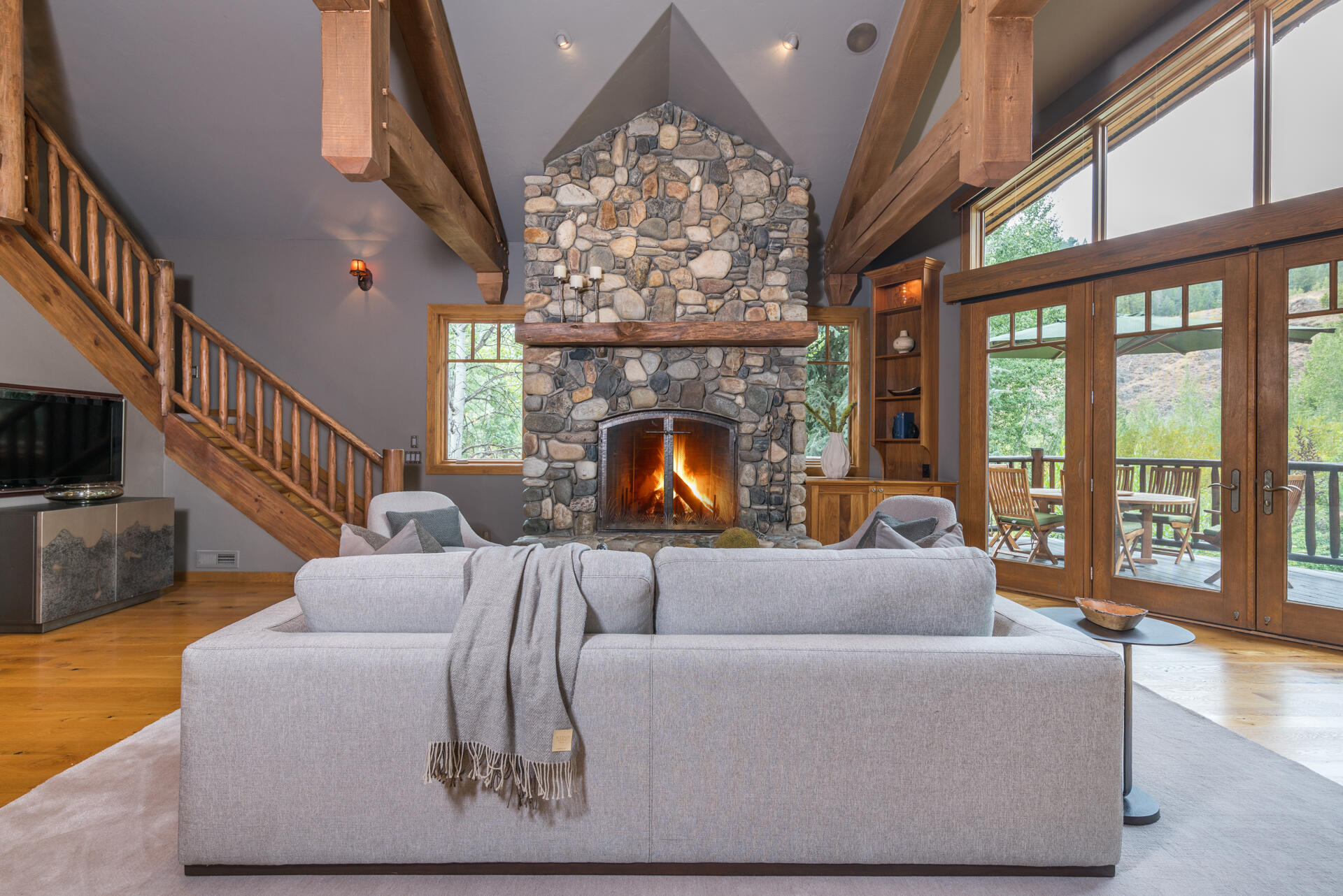 225 Eagle Creek Loop Property Photo 8