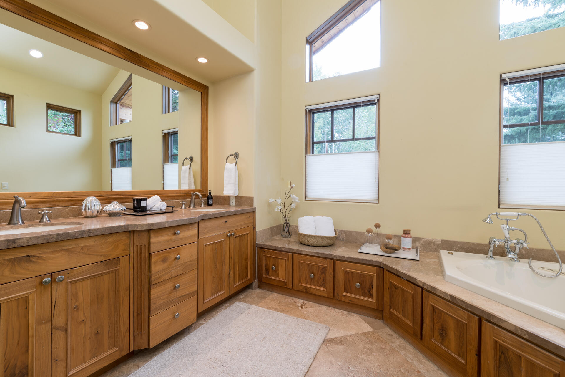 225 Eagle Creek Loop Property Photo 18