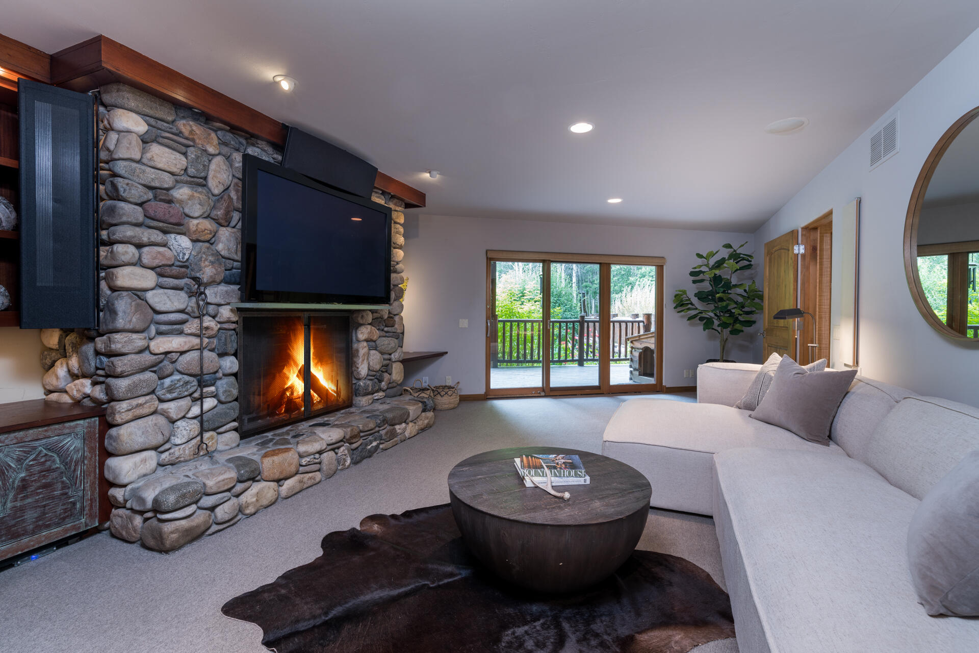 225 Eagle Creek Loop Property Photo 25
