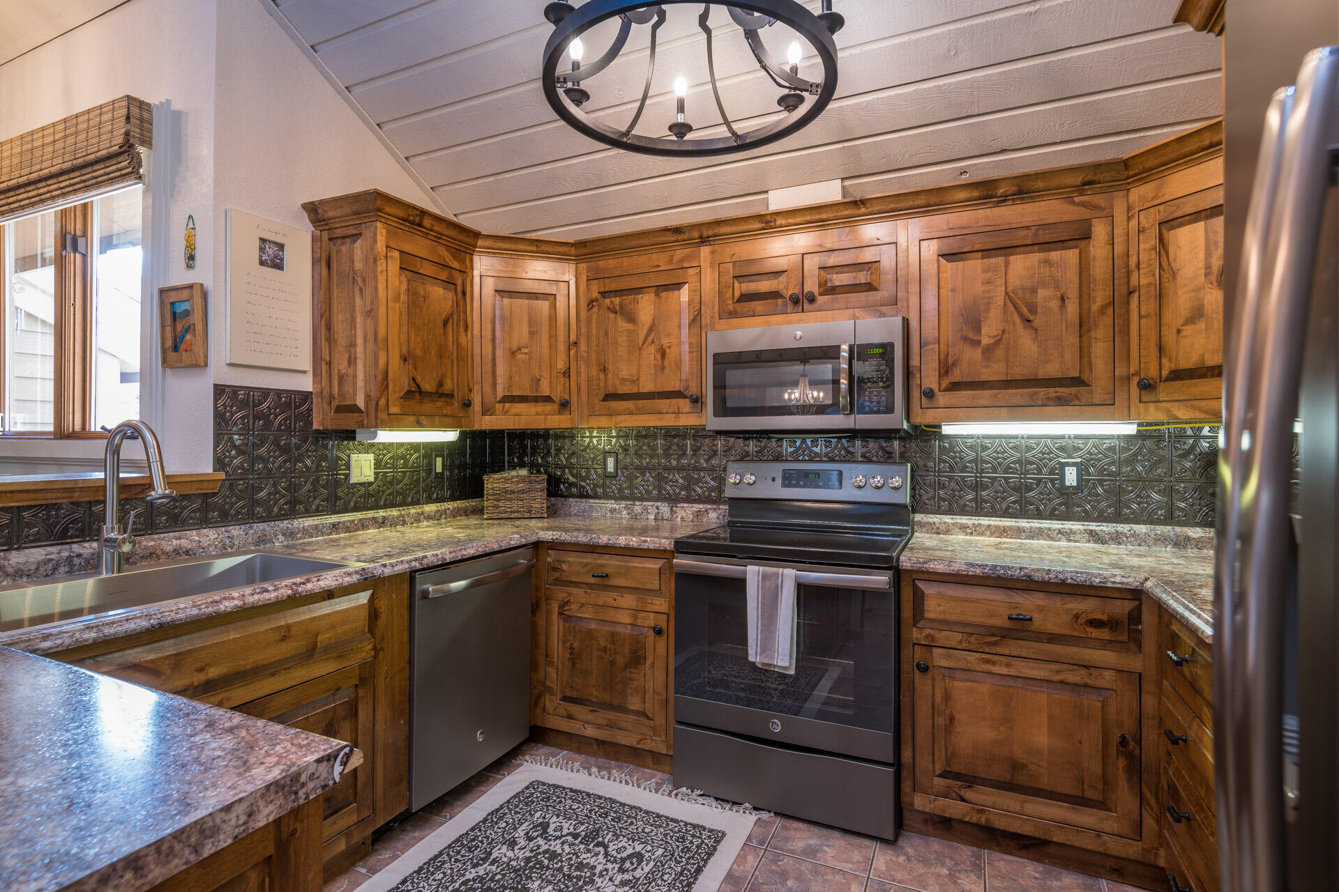 2732 Sunburst Condo Dr 2732 Property Photo 7