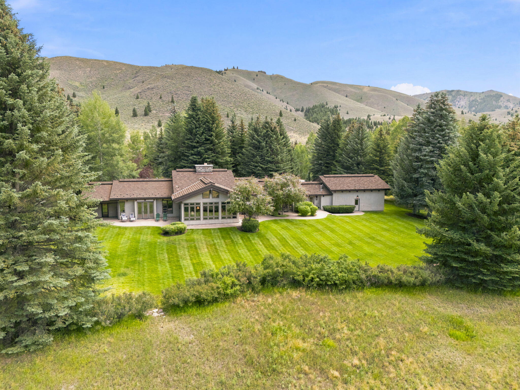 106 Fox Creek Rd Property Photo 8