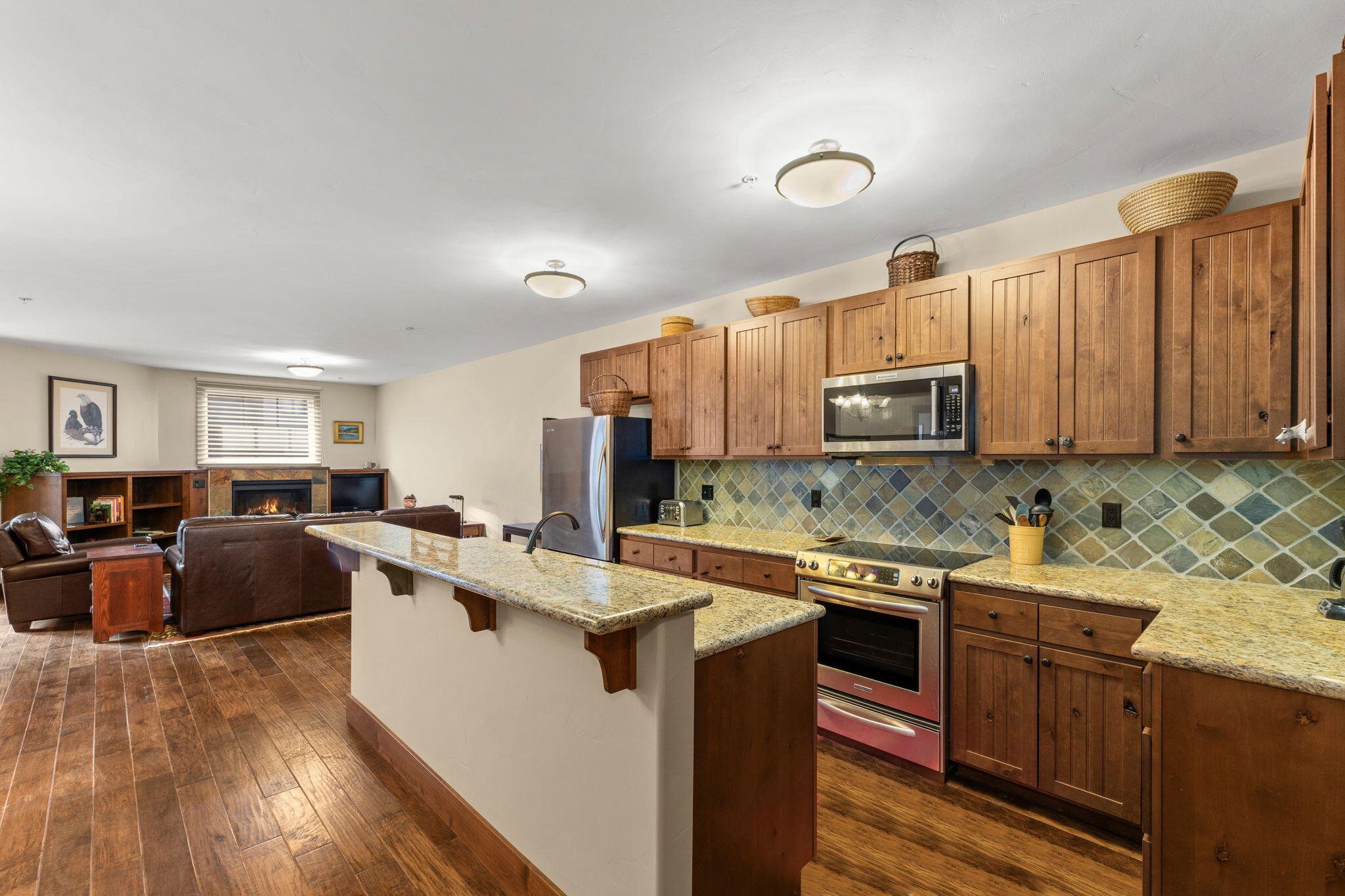 631 N Washington Ave 303 Property Photo 4