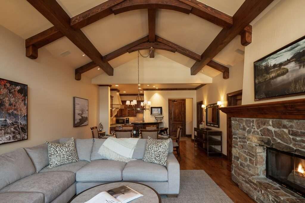 680 E Sun Valley Rd 11-e Property Photo 4