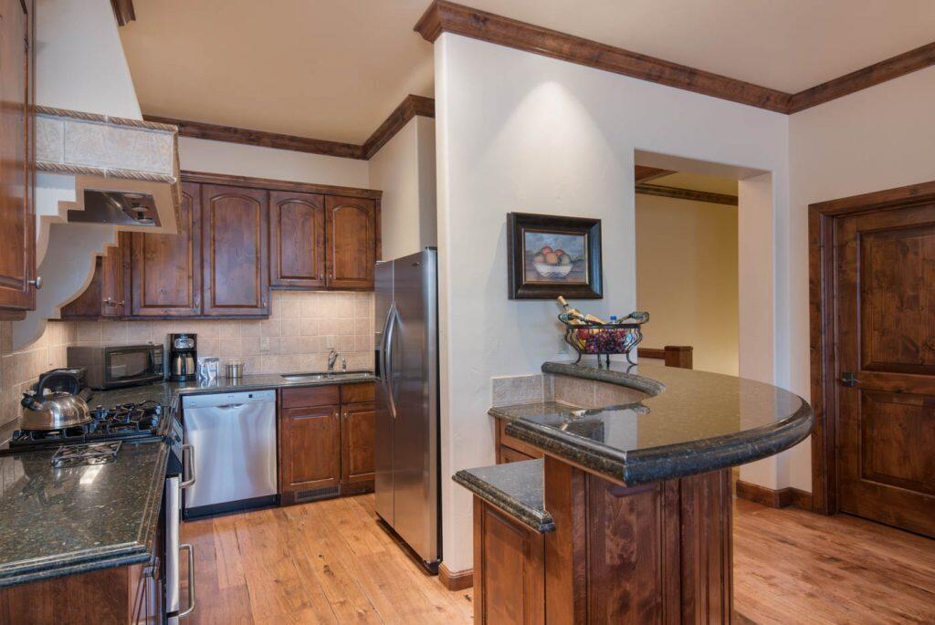 680 E Sun Valley Rd 11-e Property Photo 5