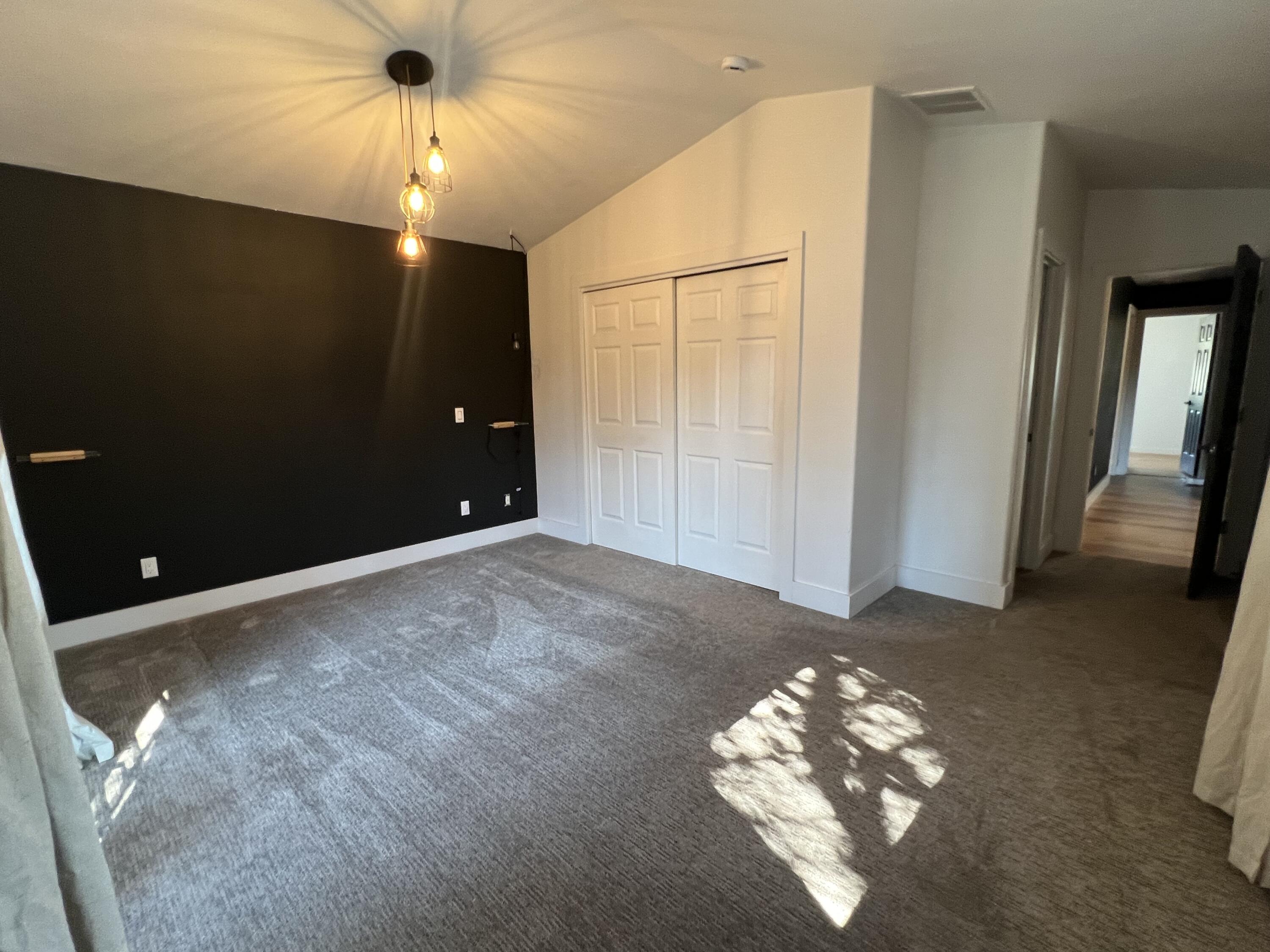 1020 Cherry Creek Dr Property Photo 14