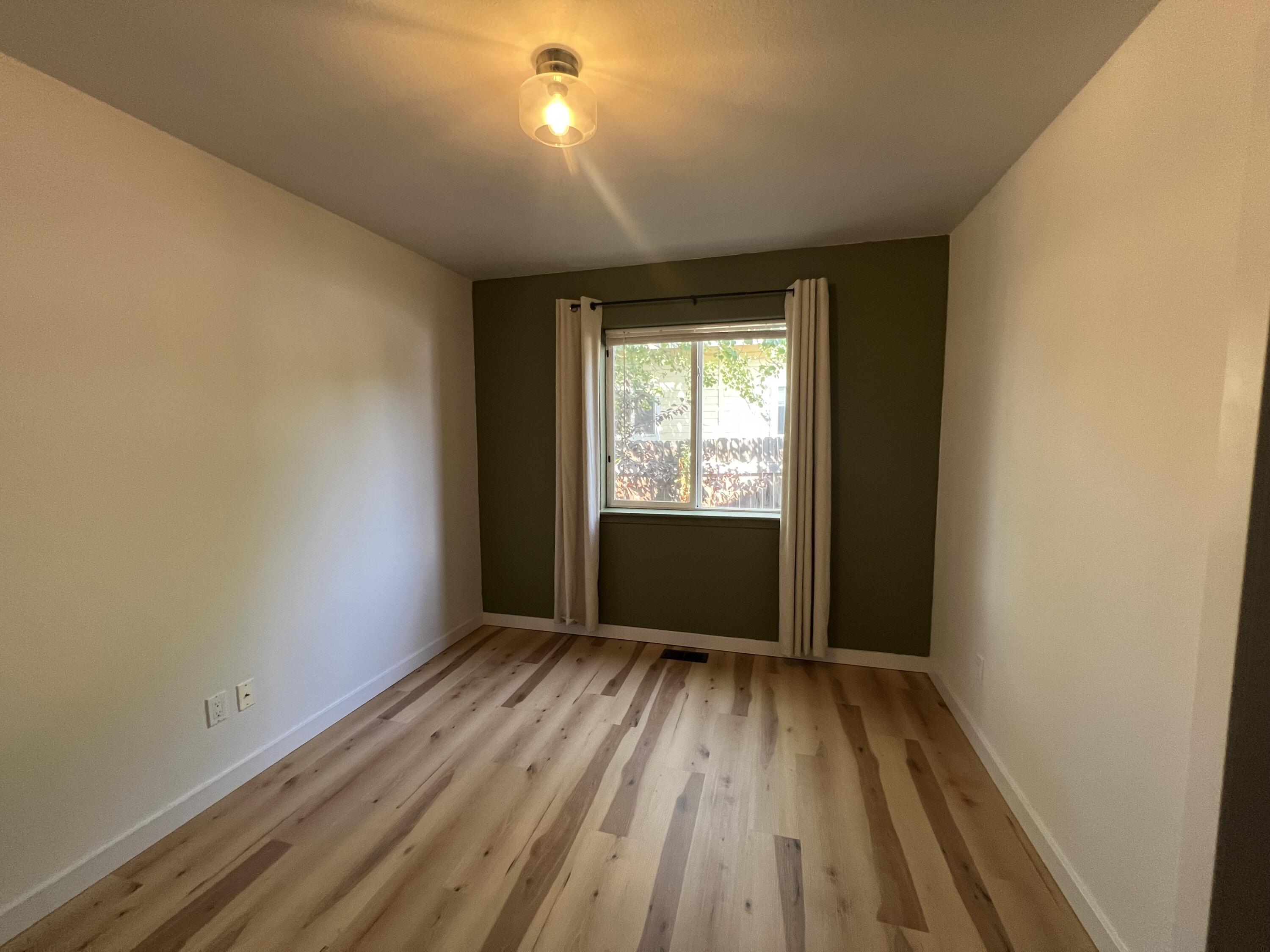 1020 Cherry Creek Dr Property Photo 17