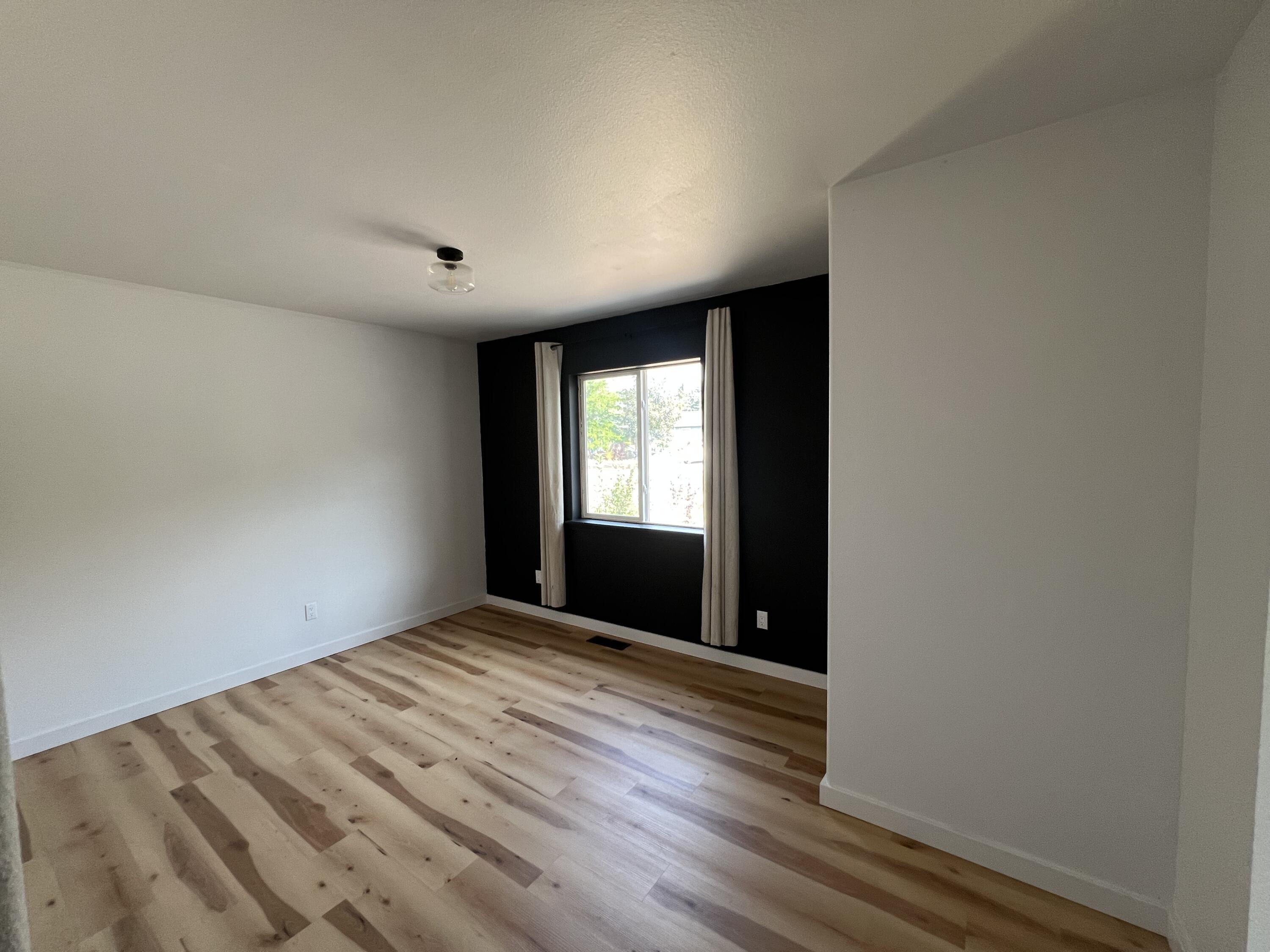1020 Cherry Creek Dr Property Photo 20
