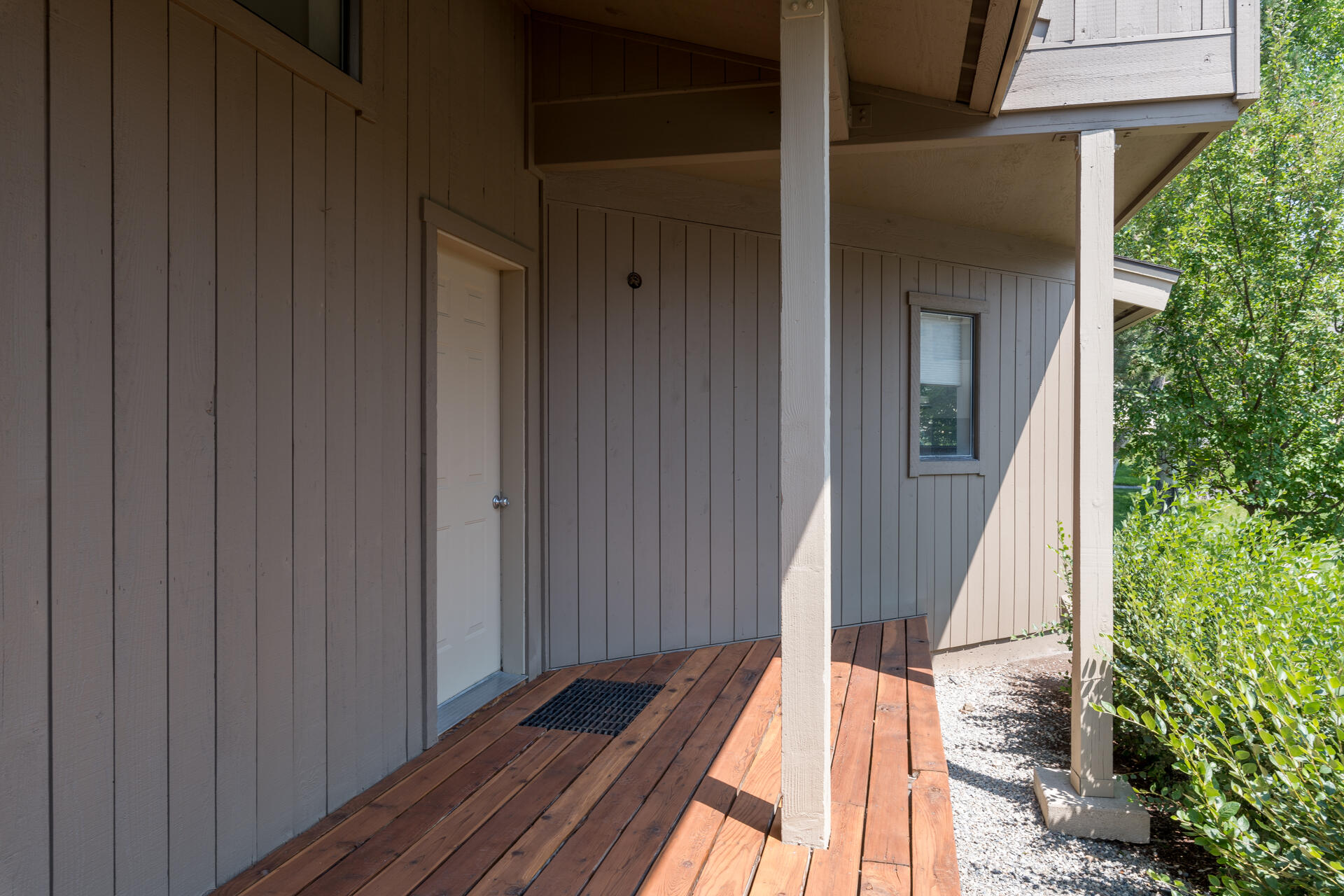 103 Dandelion W Property Photo 3