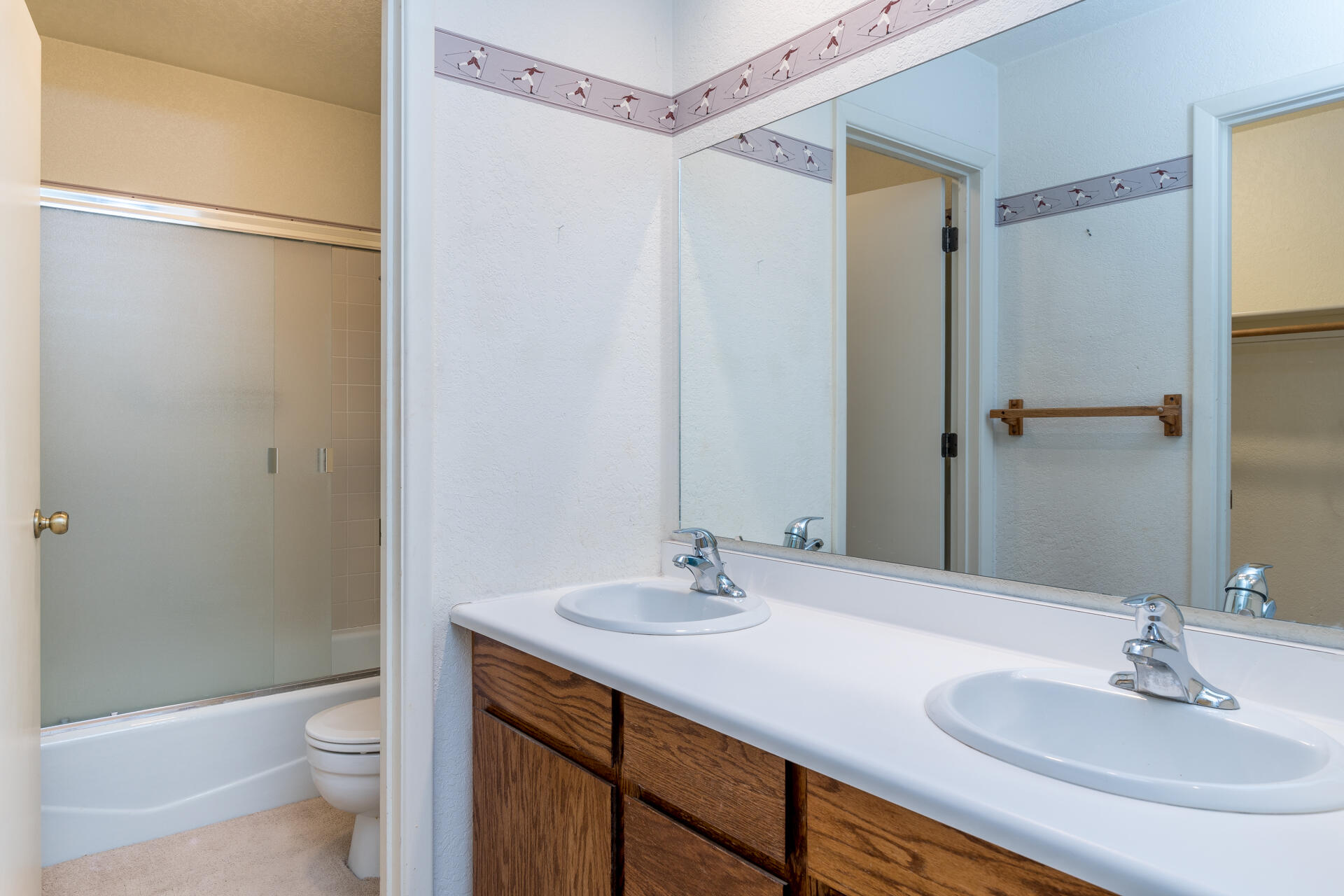 103 Dandelion W Property Photo 16