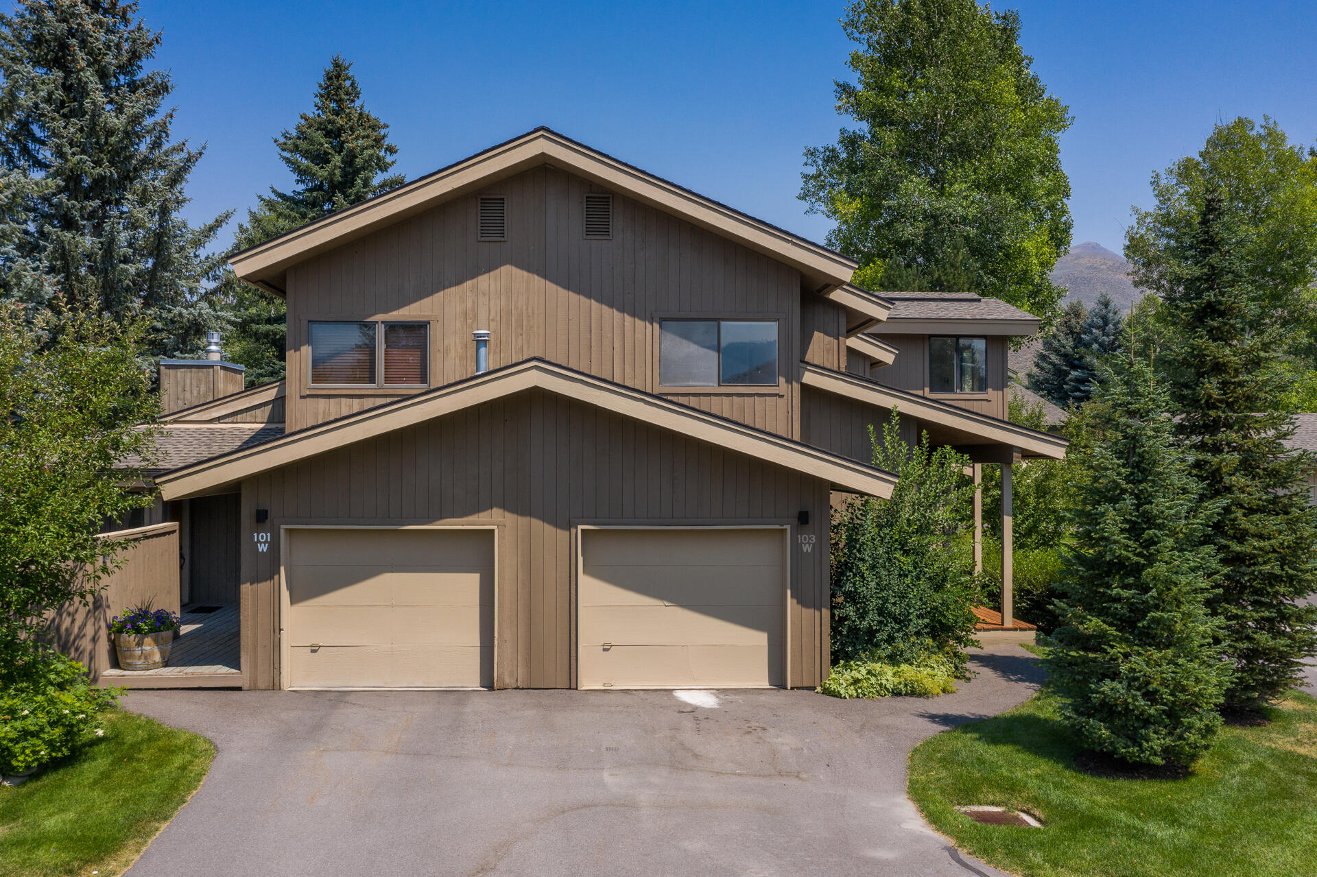 103 Dandelion W Property Photo 21
