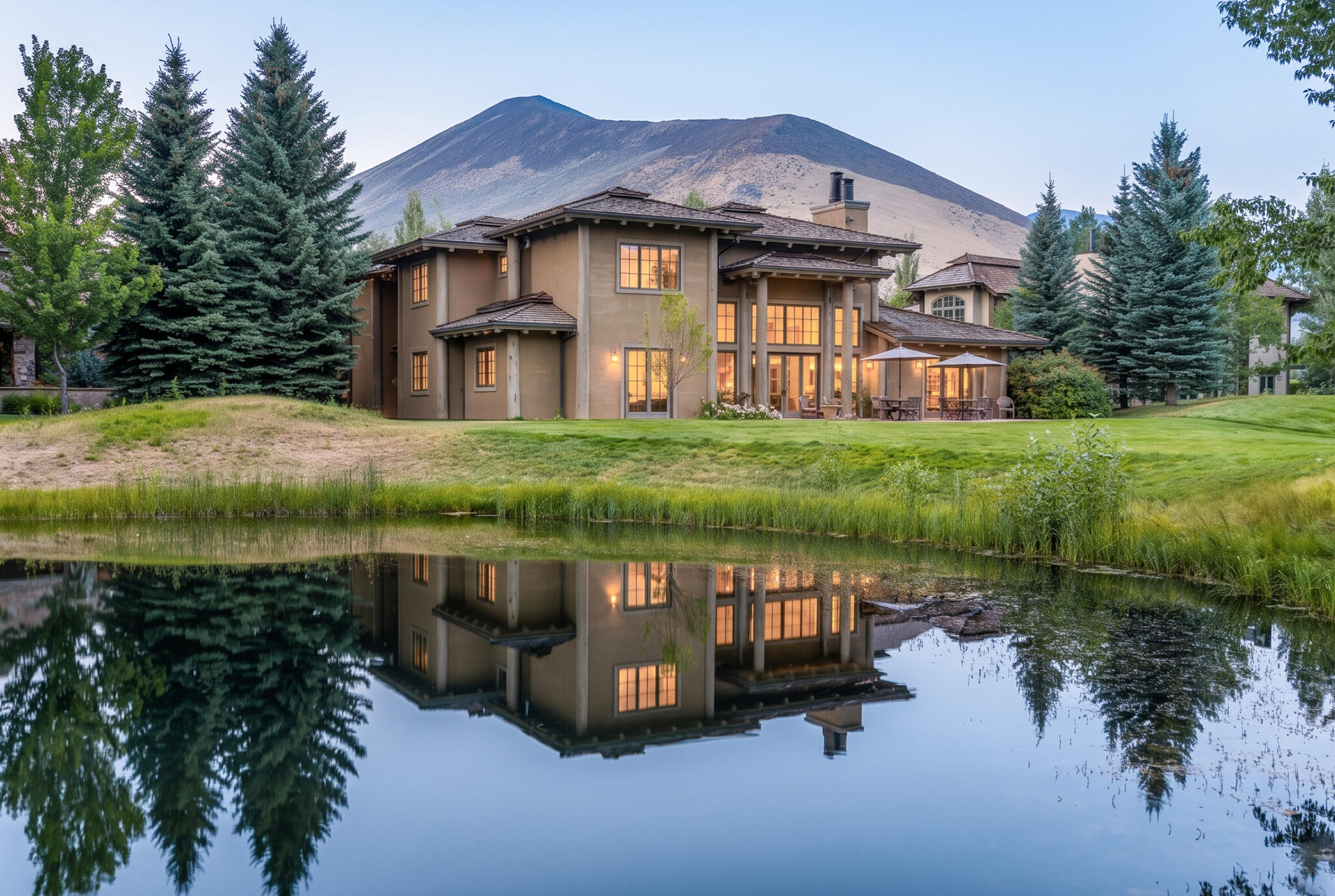 2 Streamside Dr Property Photo 2