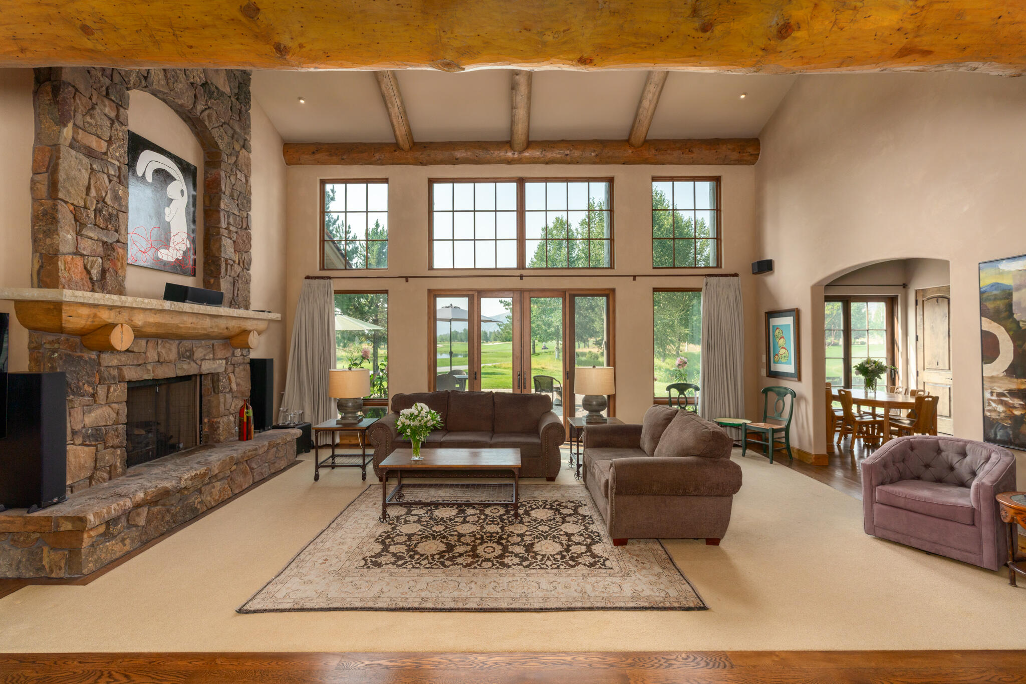 2 Streamside Dr Property Photo 5