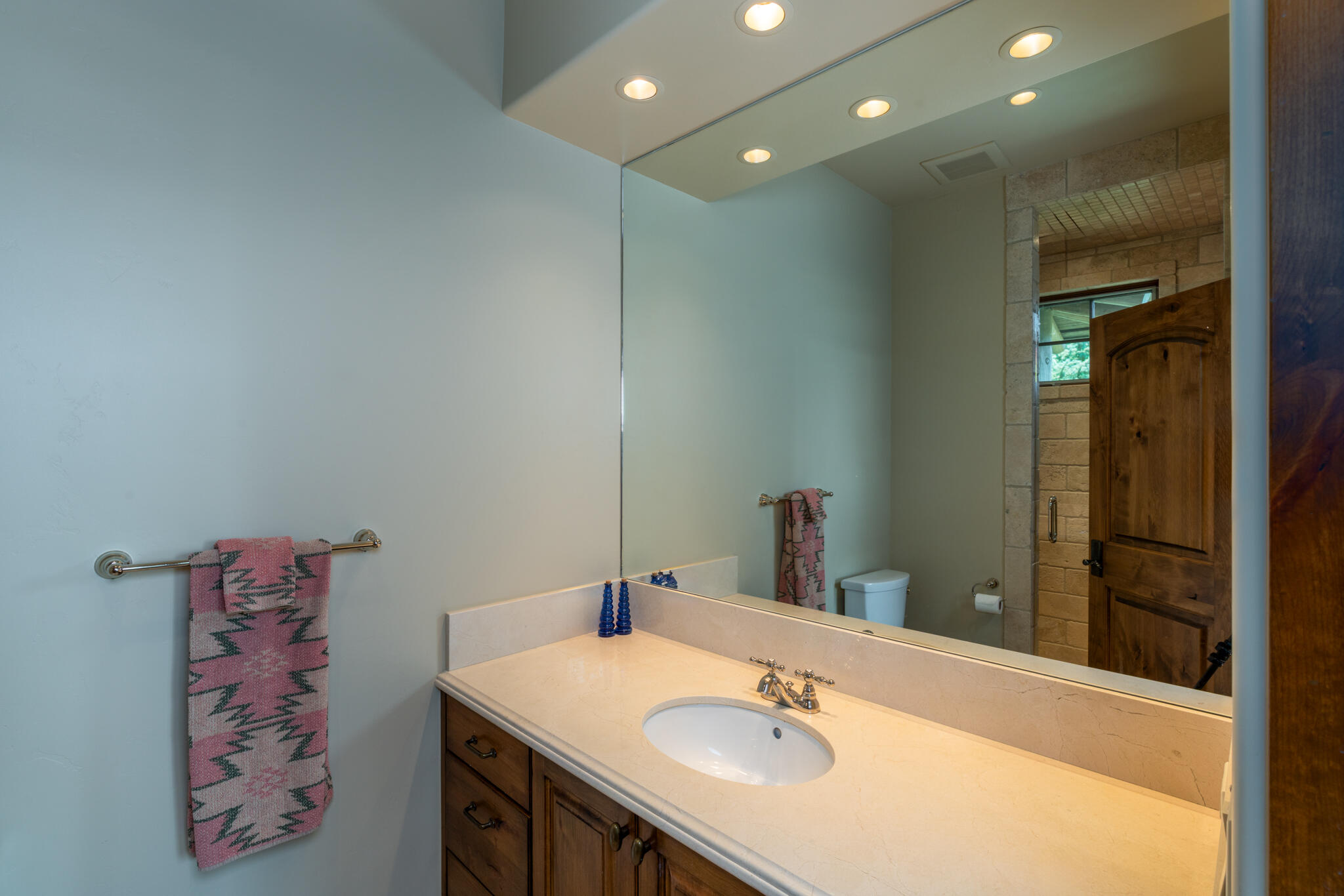 2 Streamside Dr Property Photo 25