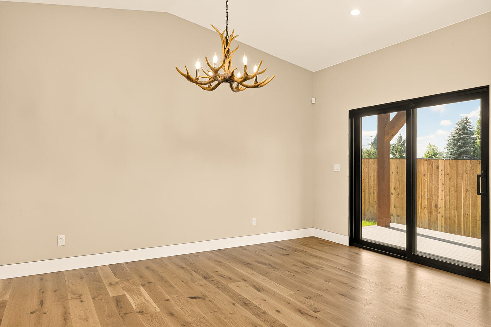 471 Maple Ridge Loop Property Photo 13
