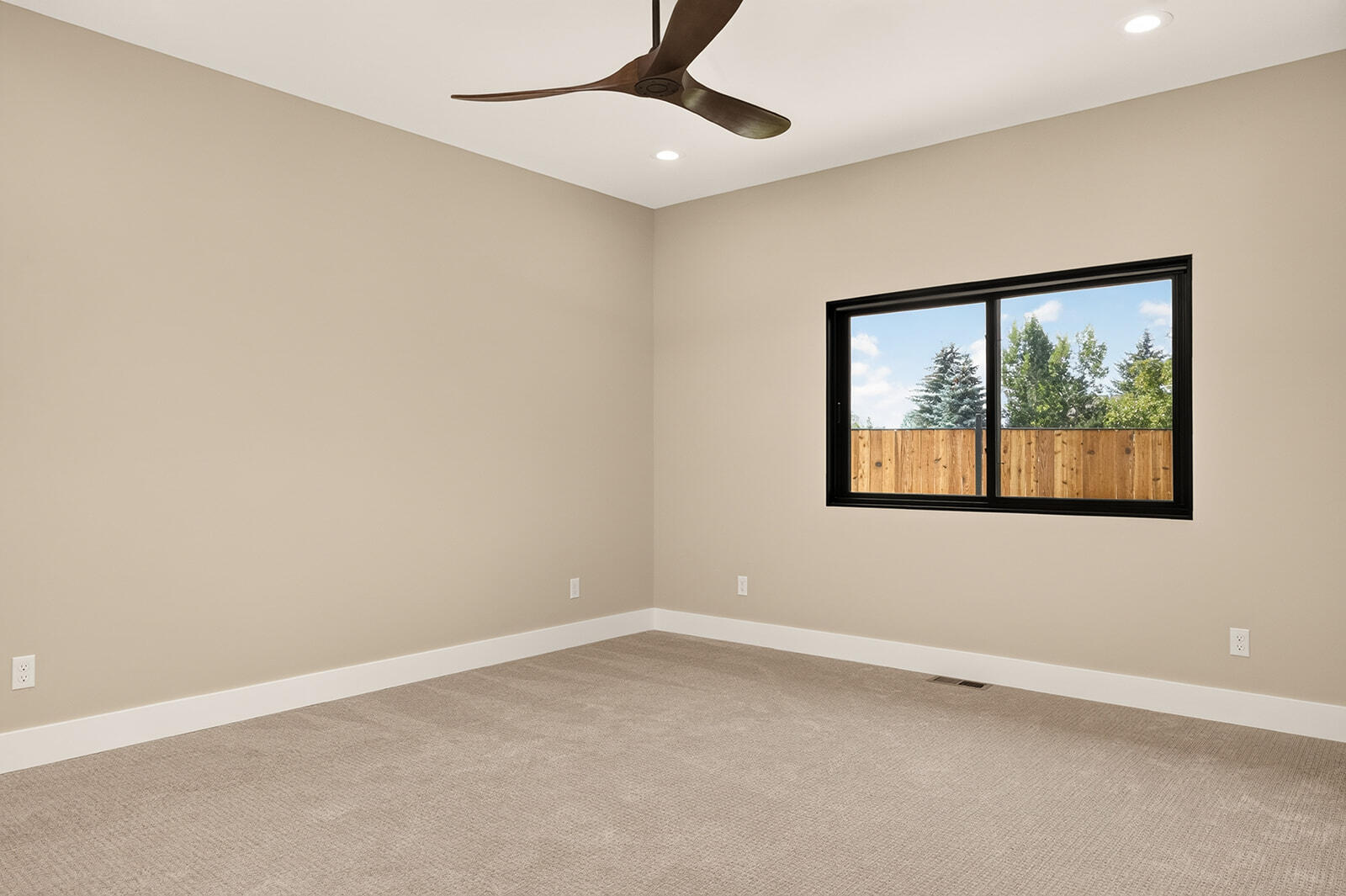 471 Maple Ridge Loop Property Photo 26