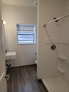 121 Honeysuckle St Property Photo 24