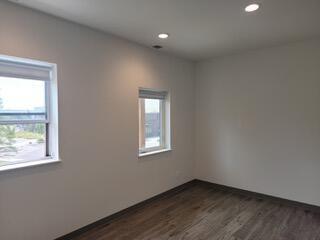 121 Honeysuckle St Property Photo 25