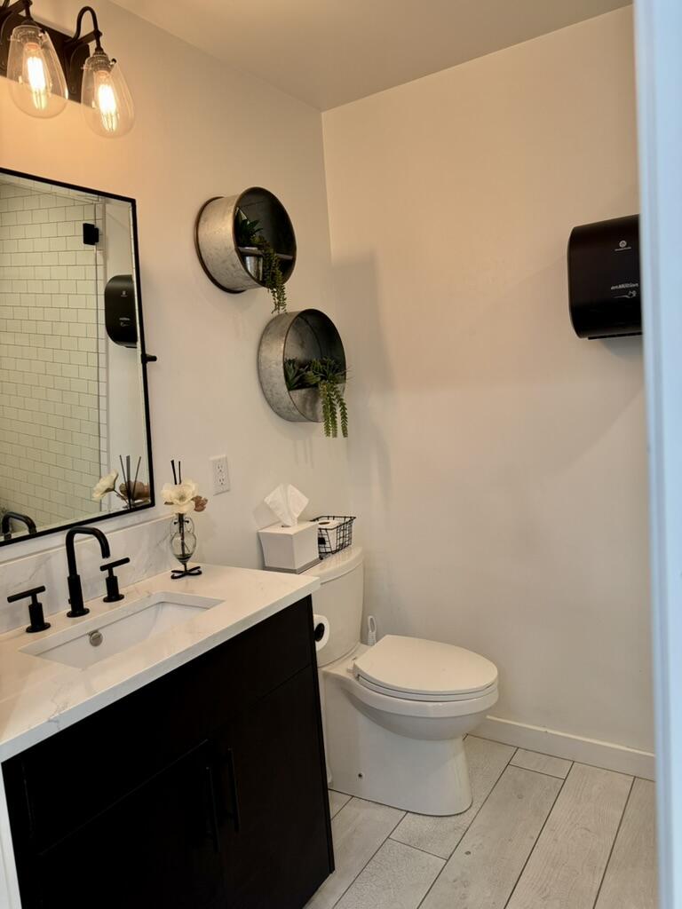 38 Gannett Rd Property Photo 6