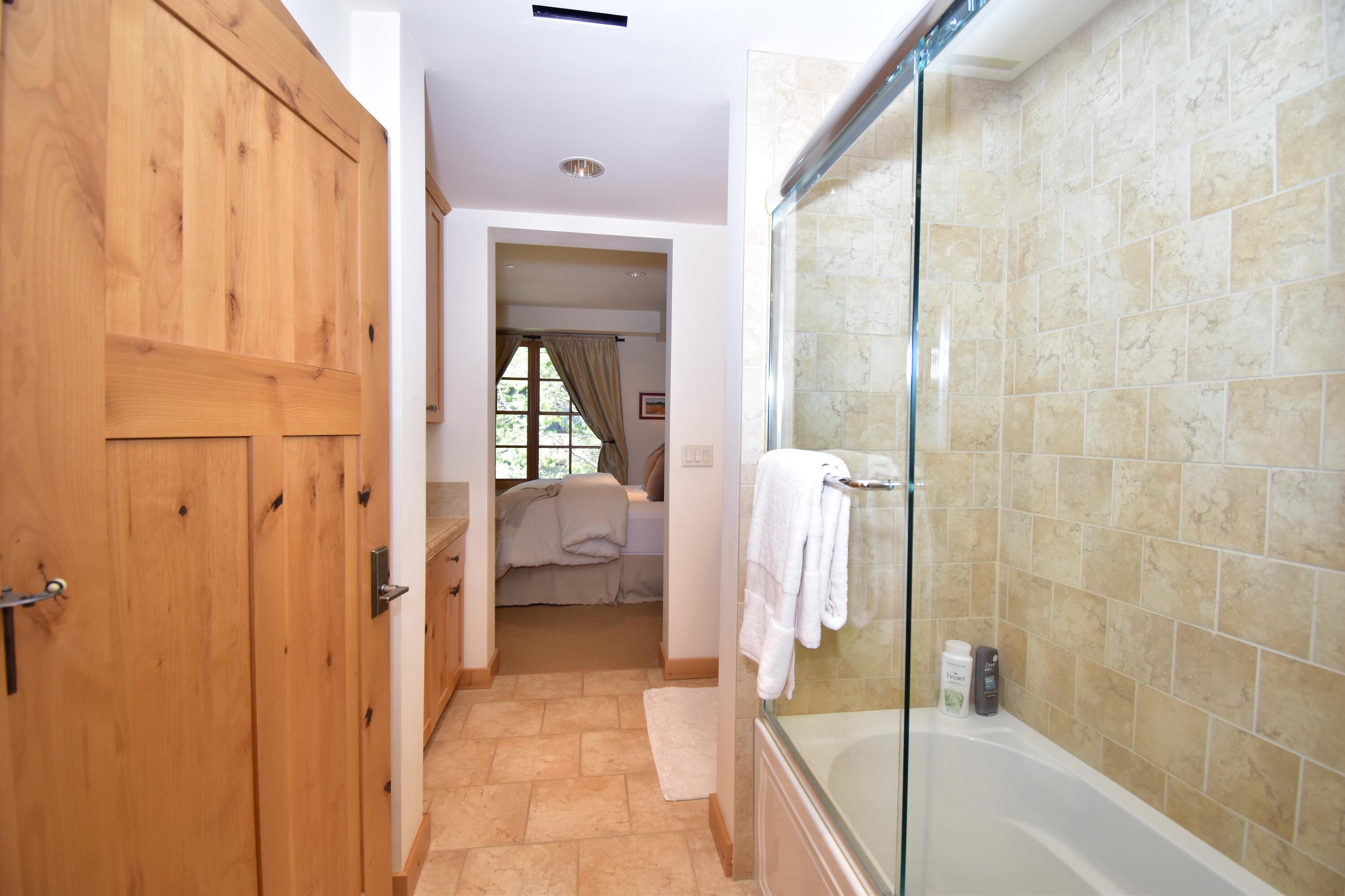 109 Angani Way 3 Property Photo 12