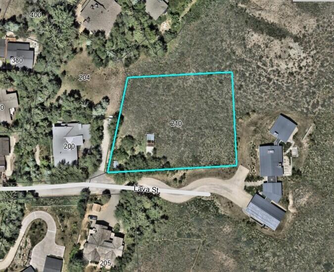 210 Lava St Property Photo 9