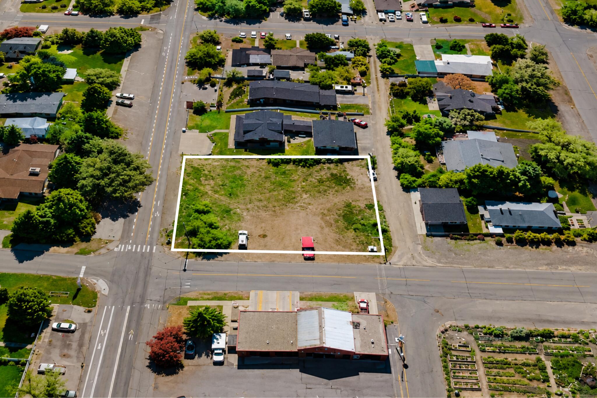 303 2nd Ave S Property Photo 5