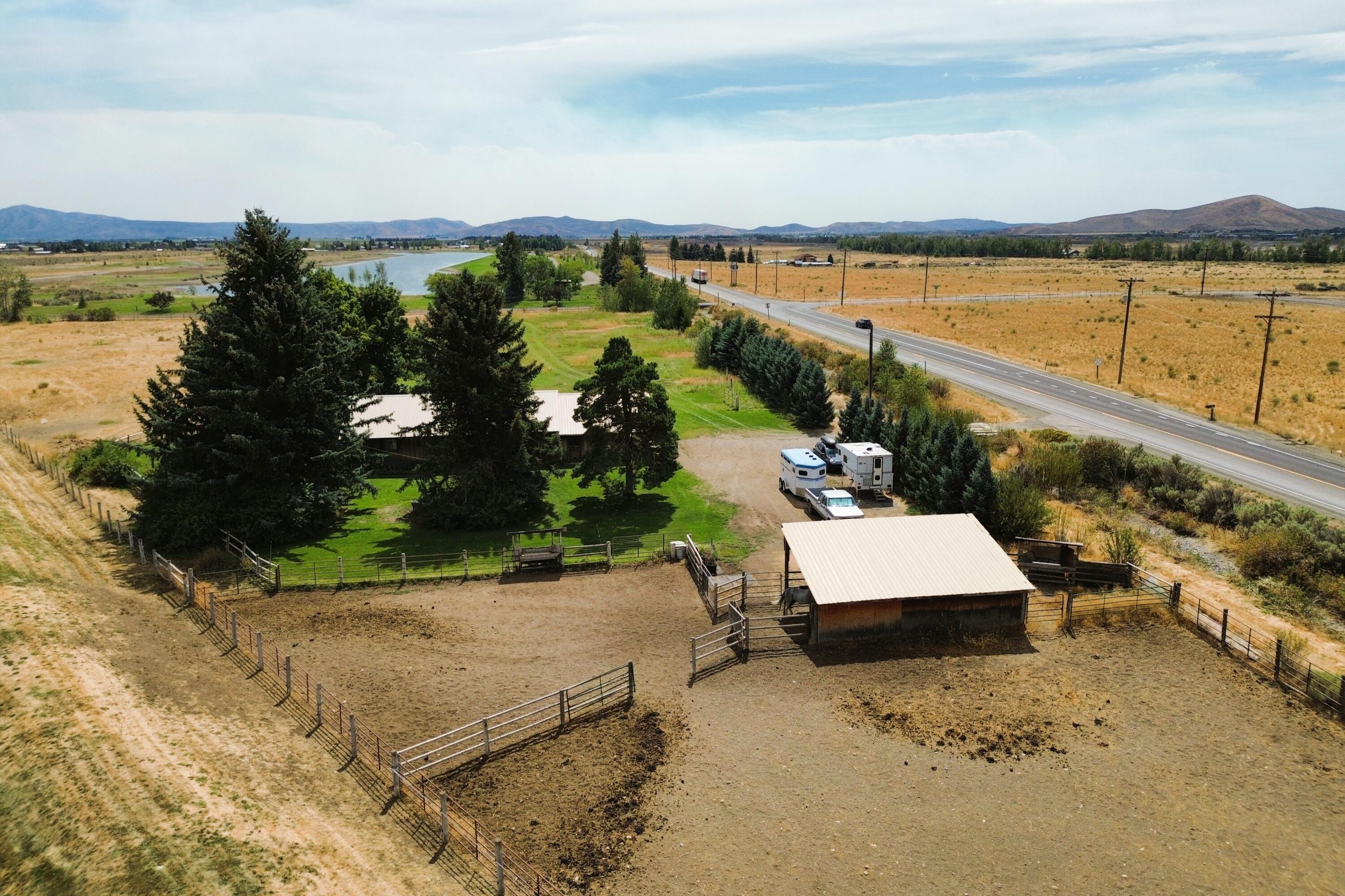 10901 State Highway 75 Property Photo 9
